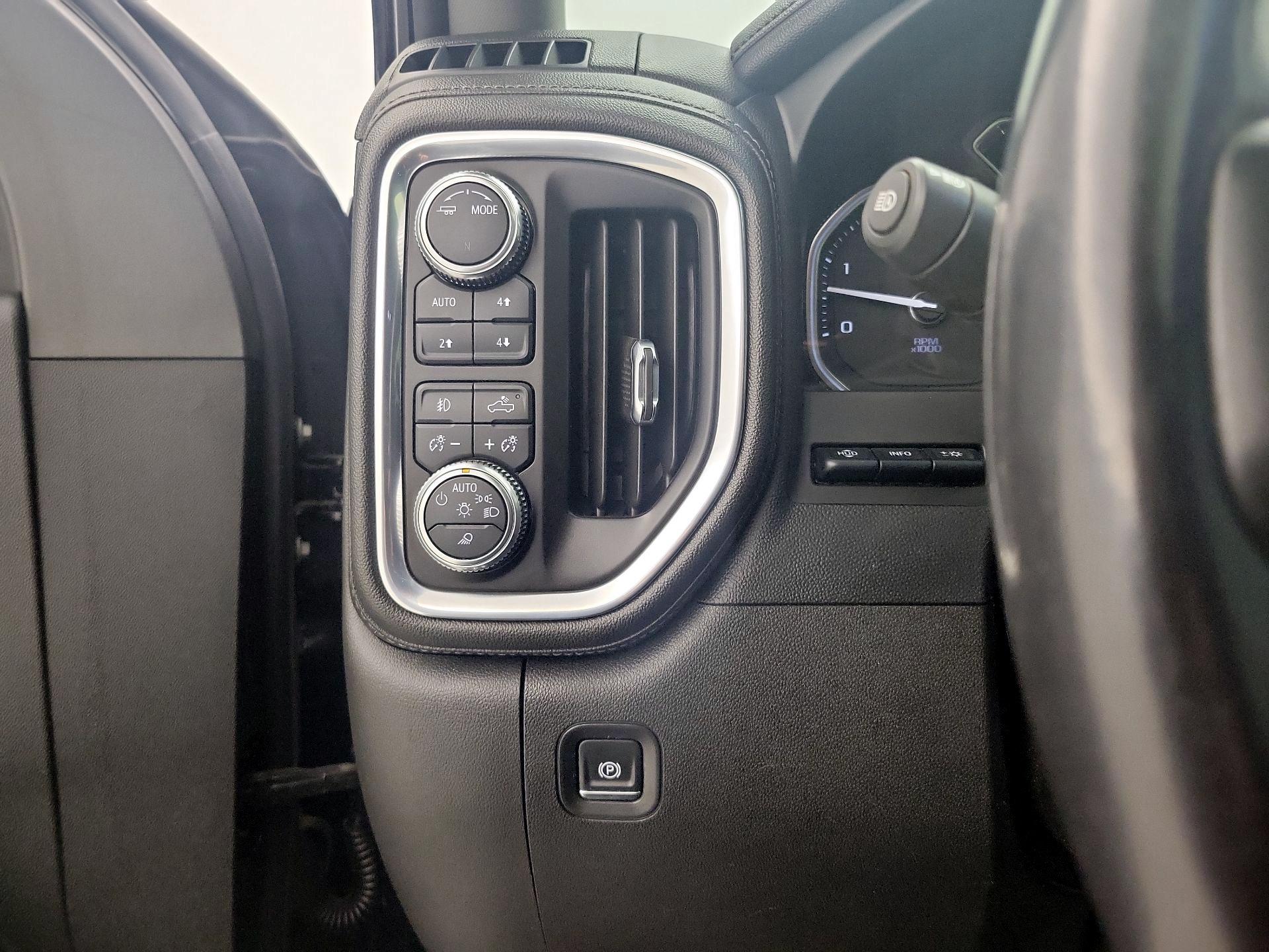 Thumbnail: 2021 GMC Sierra 3500 - 13