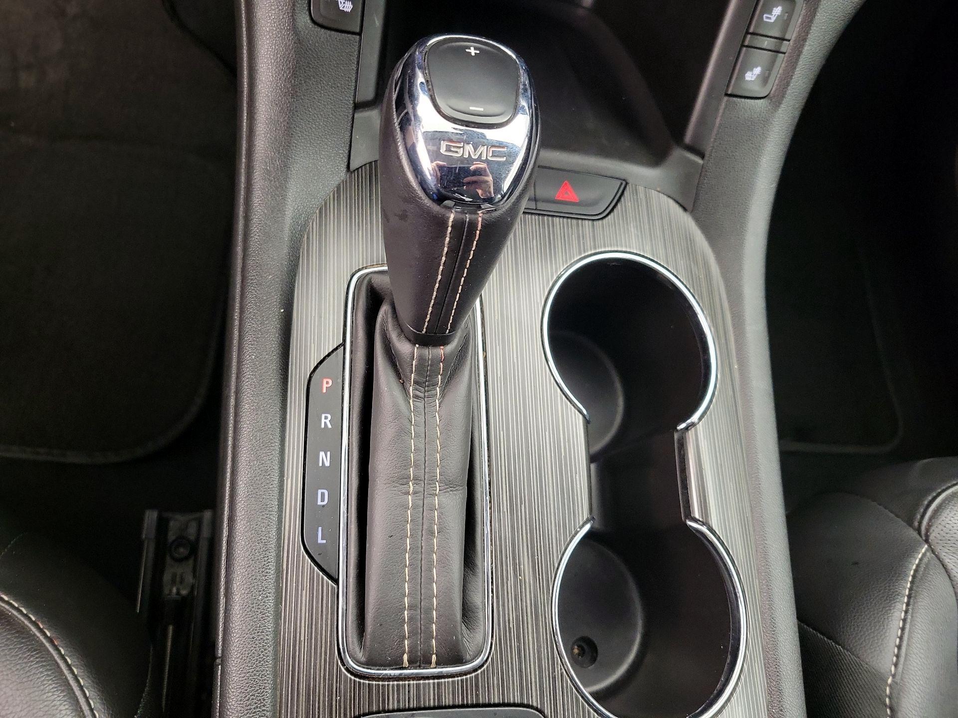 Thumbnail: 2019 GMC Acadia - 17