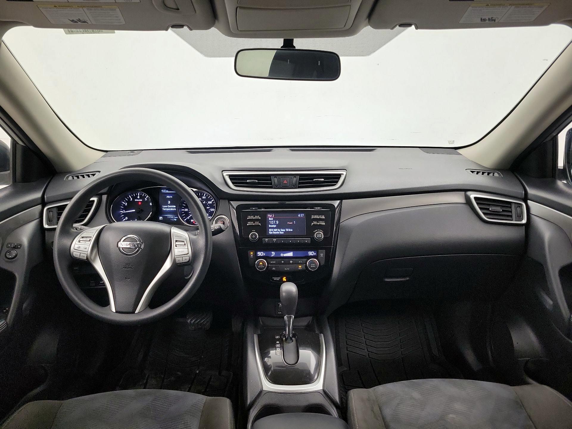 Thumbnail: 2015 Nissan Rogue - 9