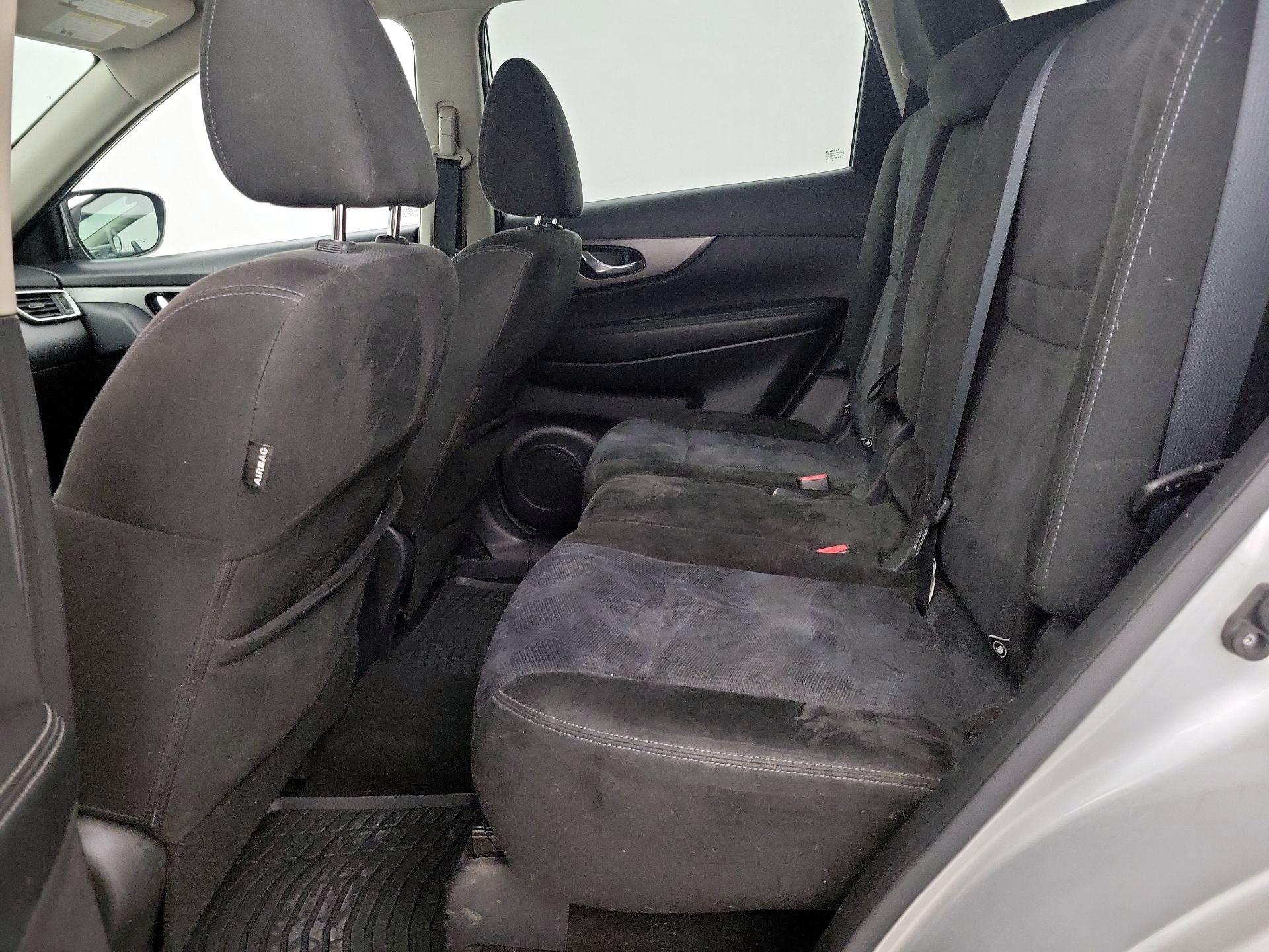 Thumbnail: 2015 Nissan Rogue - 19