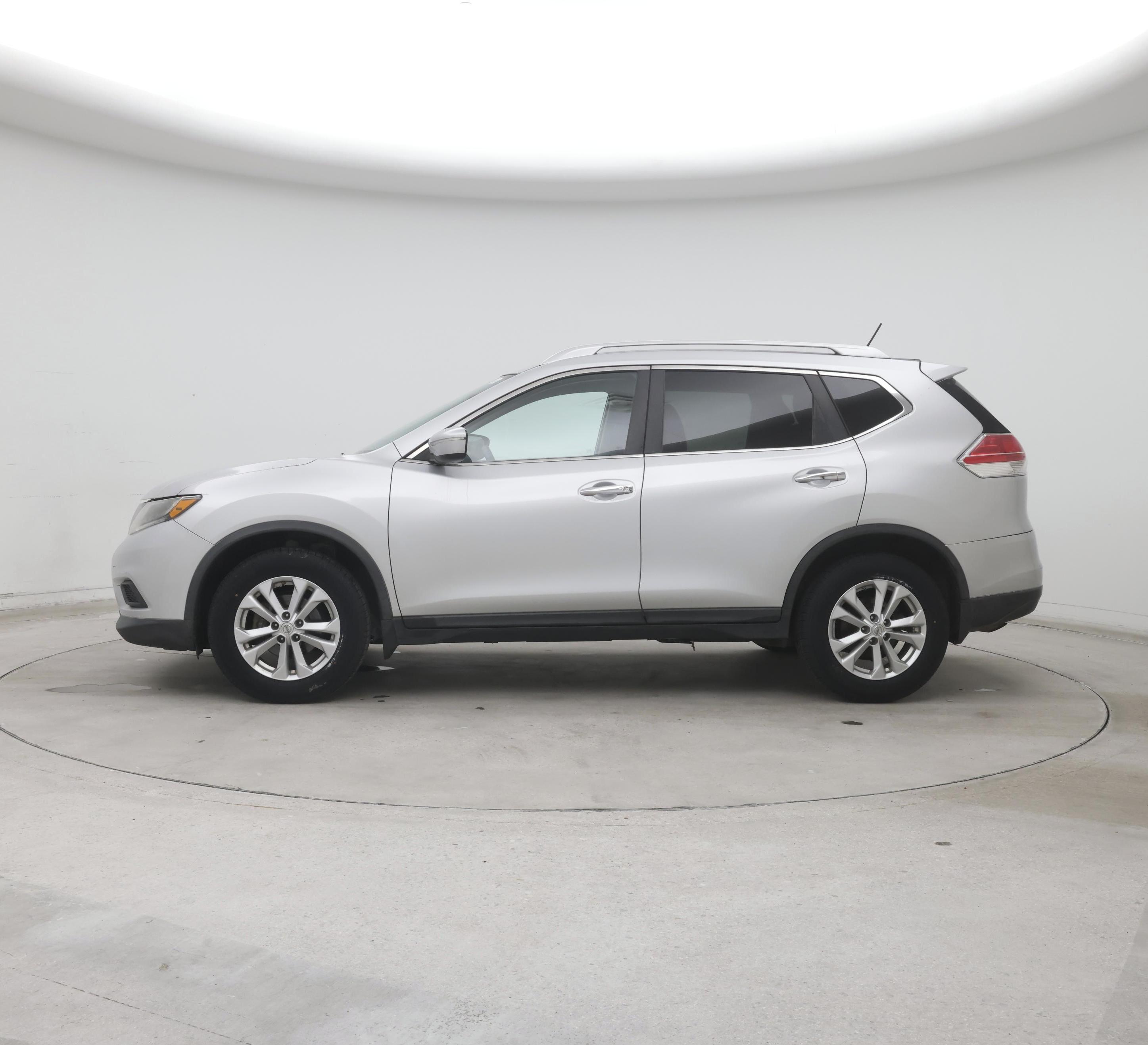 Thumbnail: 2015 Nissan Rogue - 3