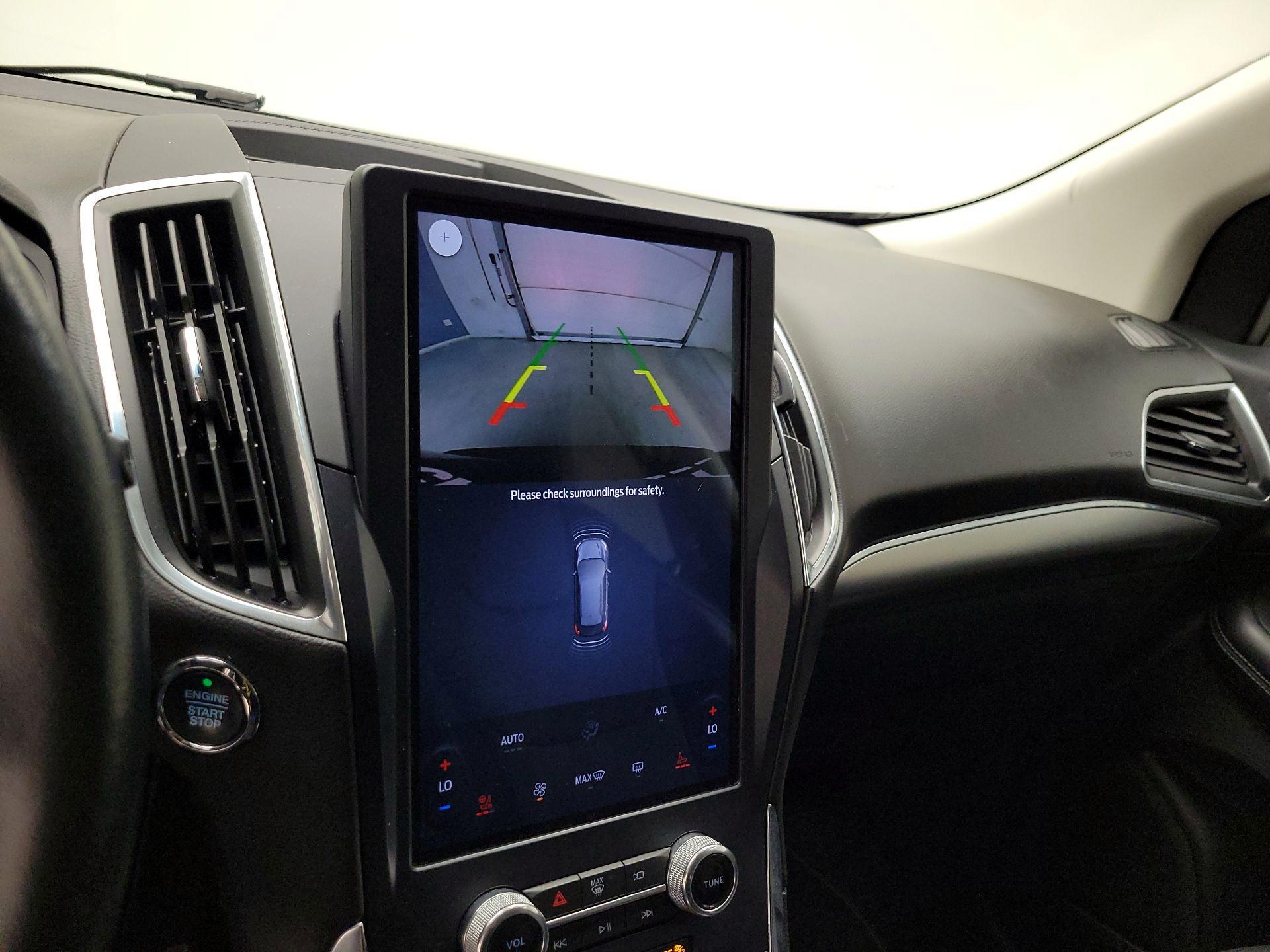 Thumbnail: 2022 Ford Edge - 12