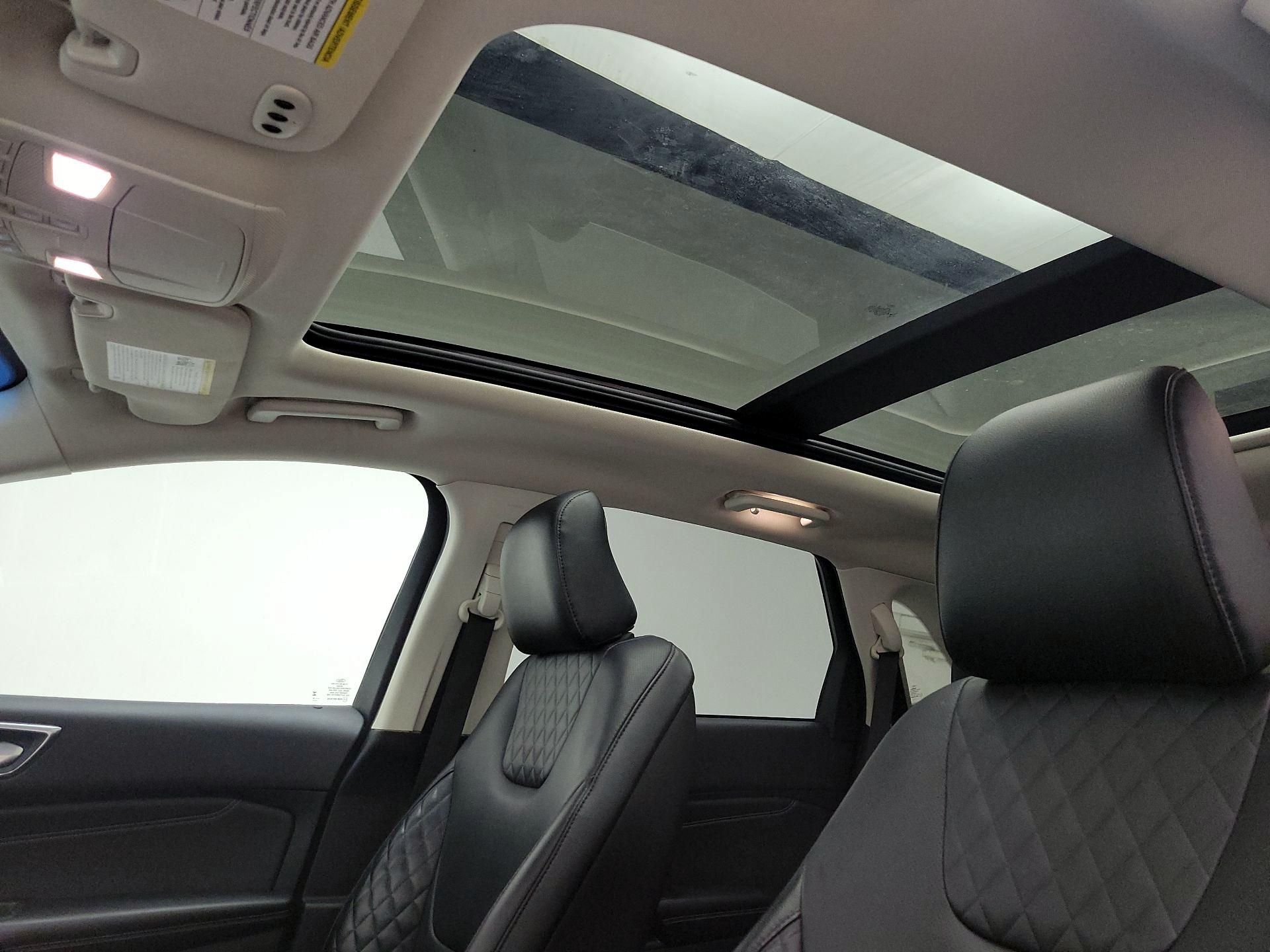 Thumbnail: 2023 Ford Edge - 20