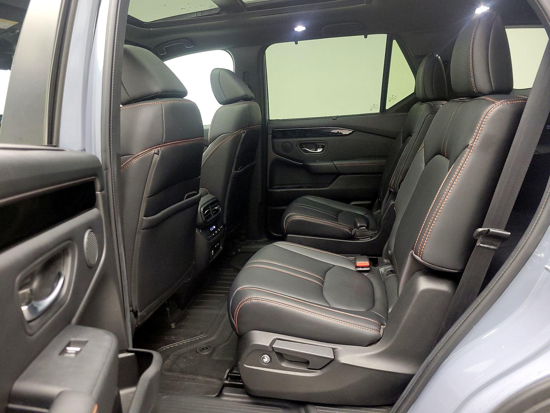 Thumbnail: 2024 Honda Pilot - 20