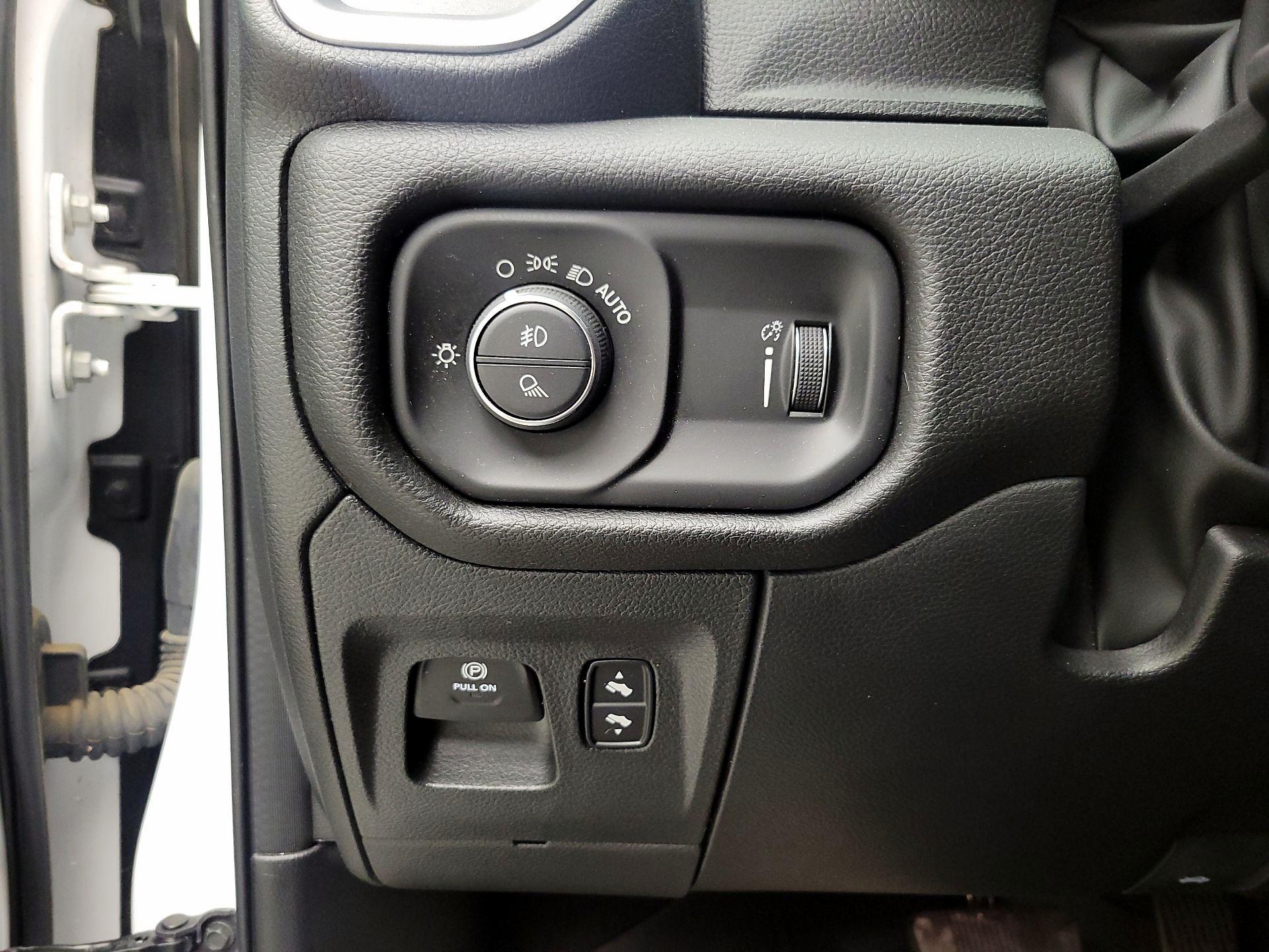 Thumbnail: 2023 RAM 1500 - 13