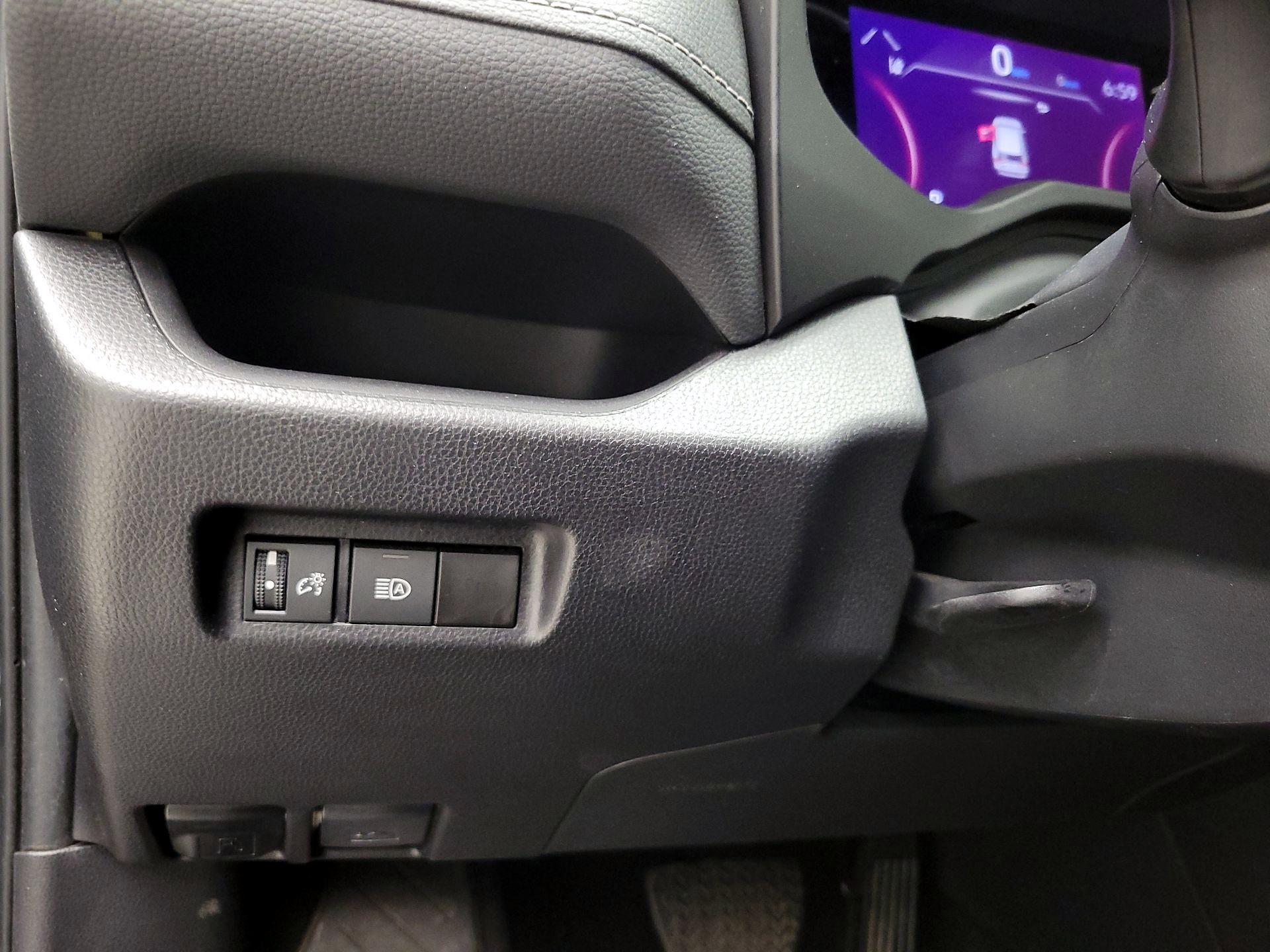 Thumbnail: 2024 Toyota RAV4 - 11