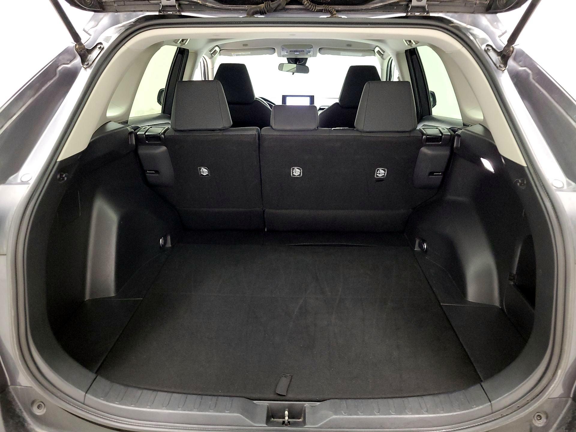 Thumbnail: 2024 Toyota RAV4 - 18