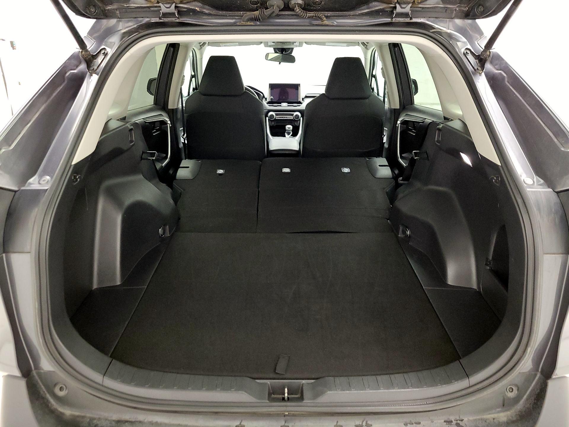 Thumbnail: 2024 Toyota RAV4 - 19