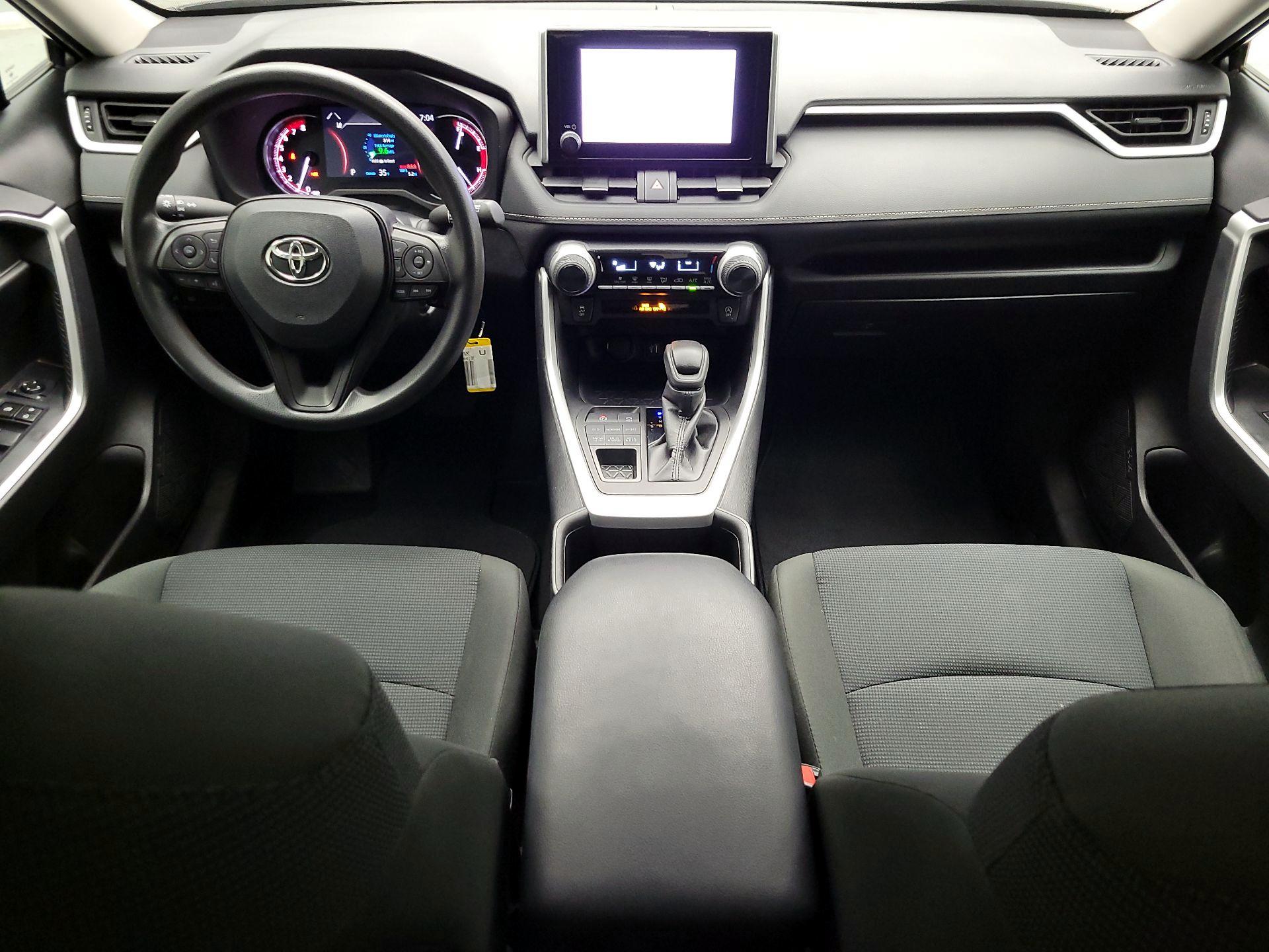 Thumbnail: 2024 Toyota RAV4 - 8