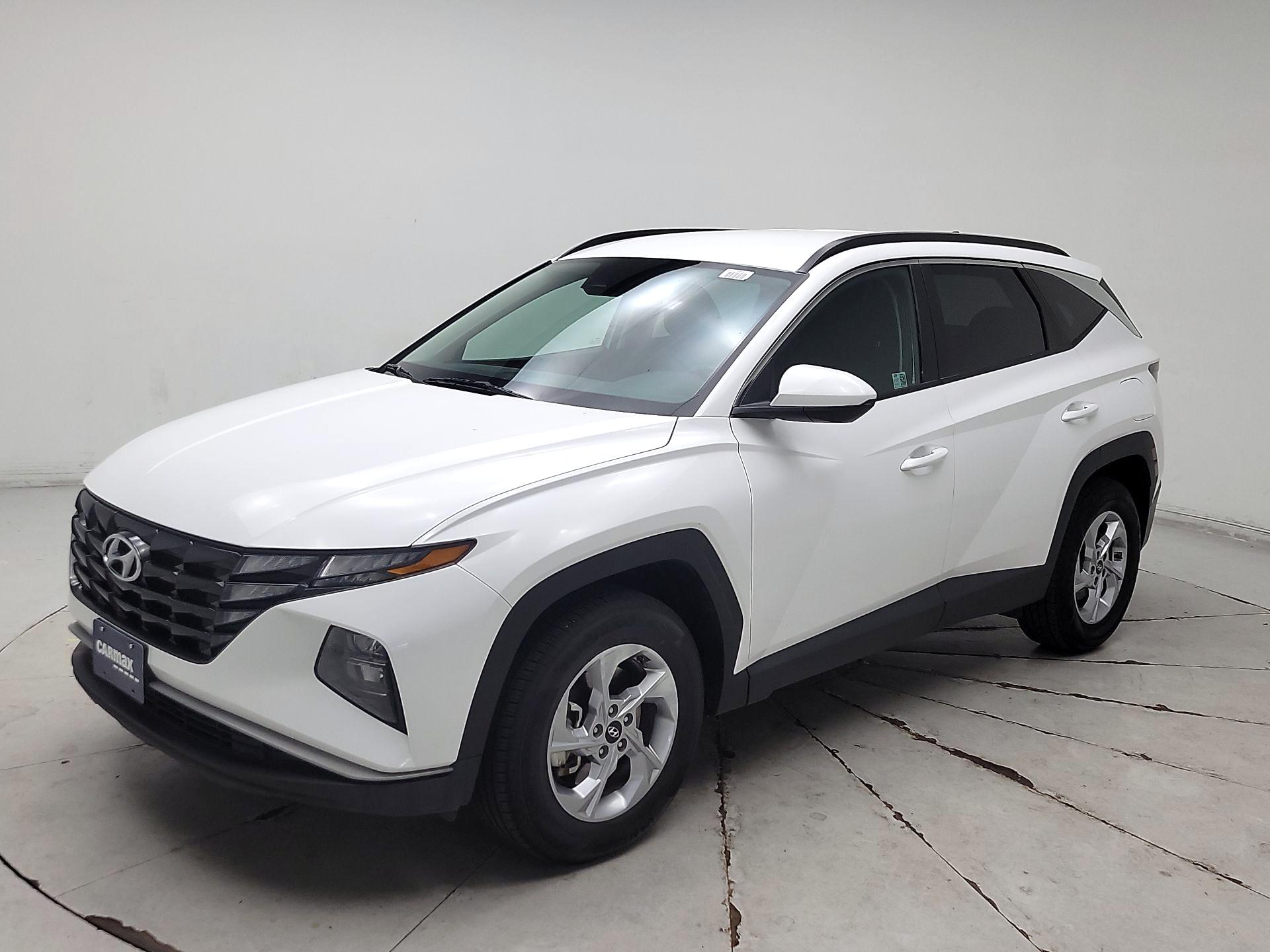 Thumbnail: 2024 Hyundai Tucson - 3