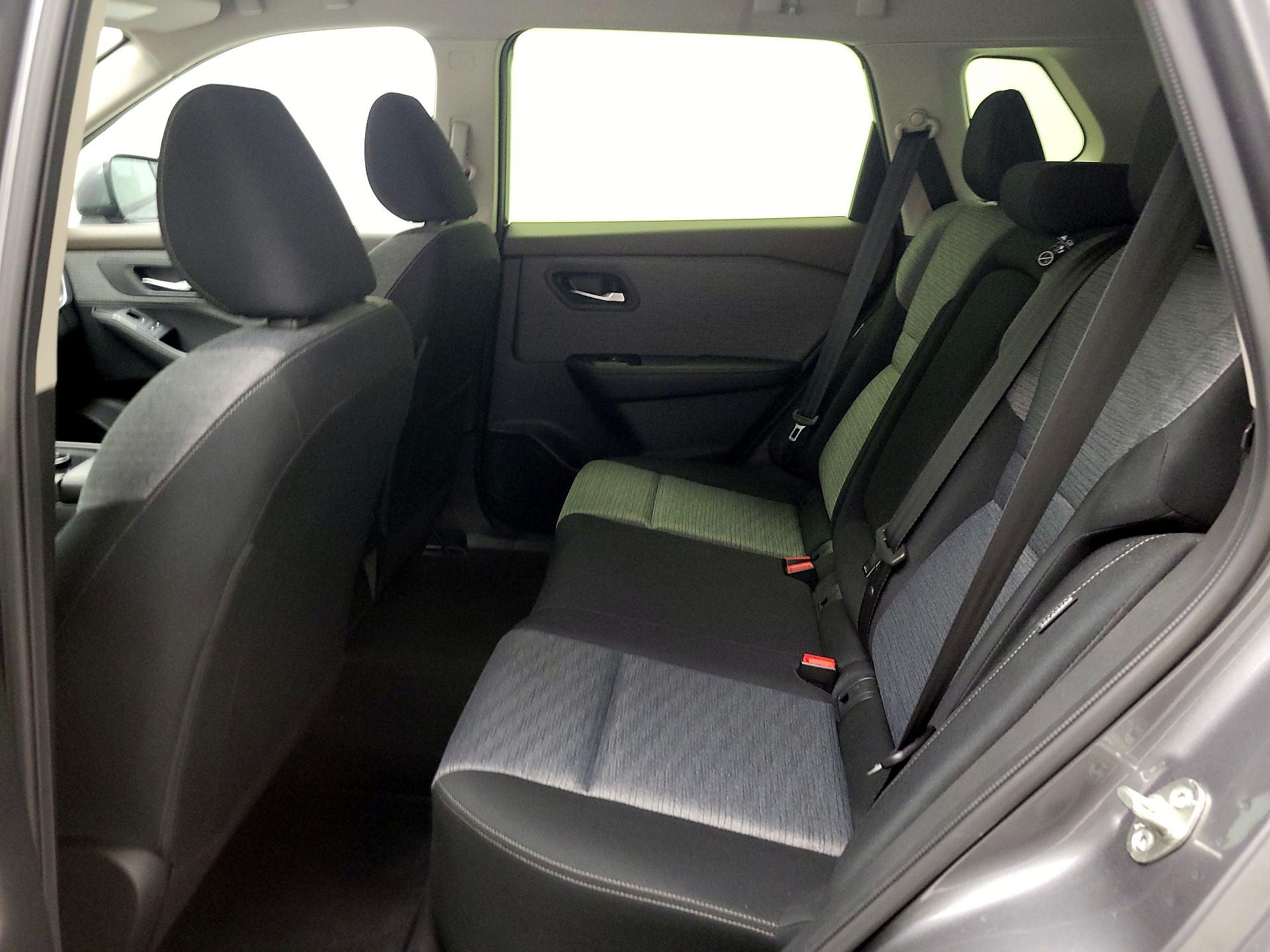 Thumbnail: 2023 Nissan Rogue - 17