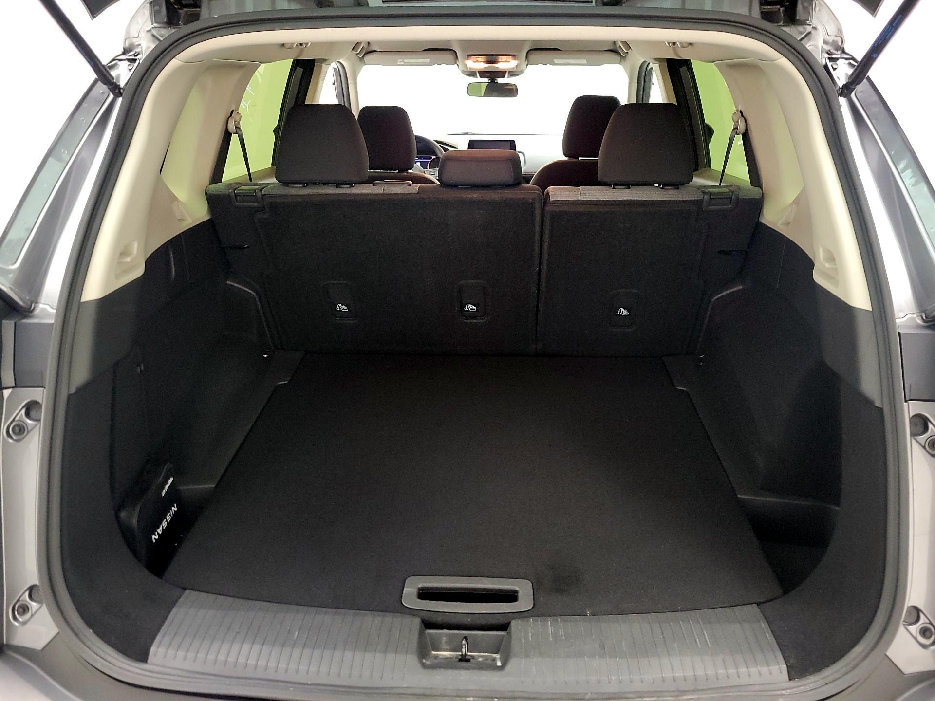 Thumbnail: 2023 Nissan Rogue - 18