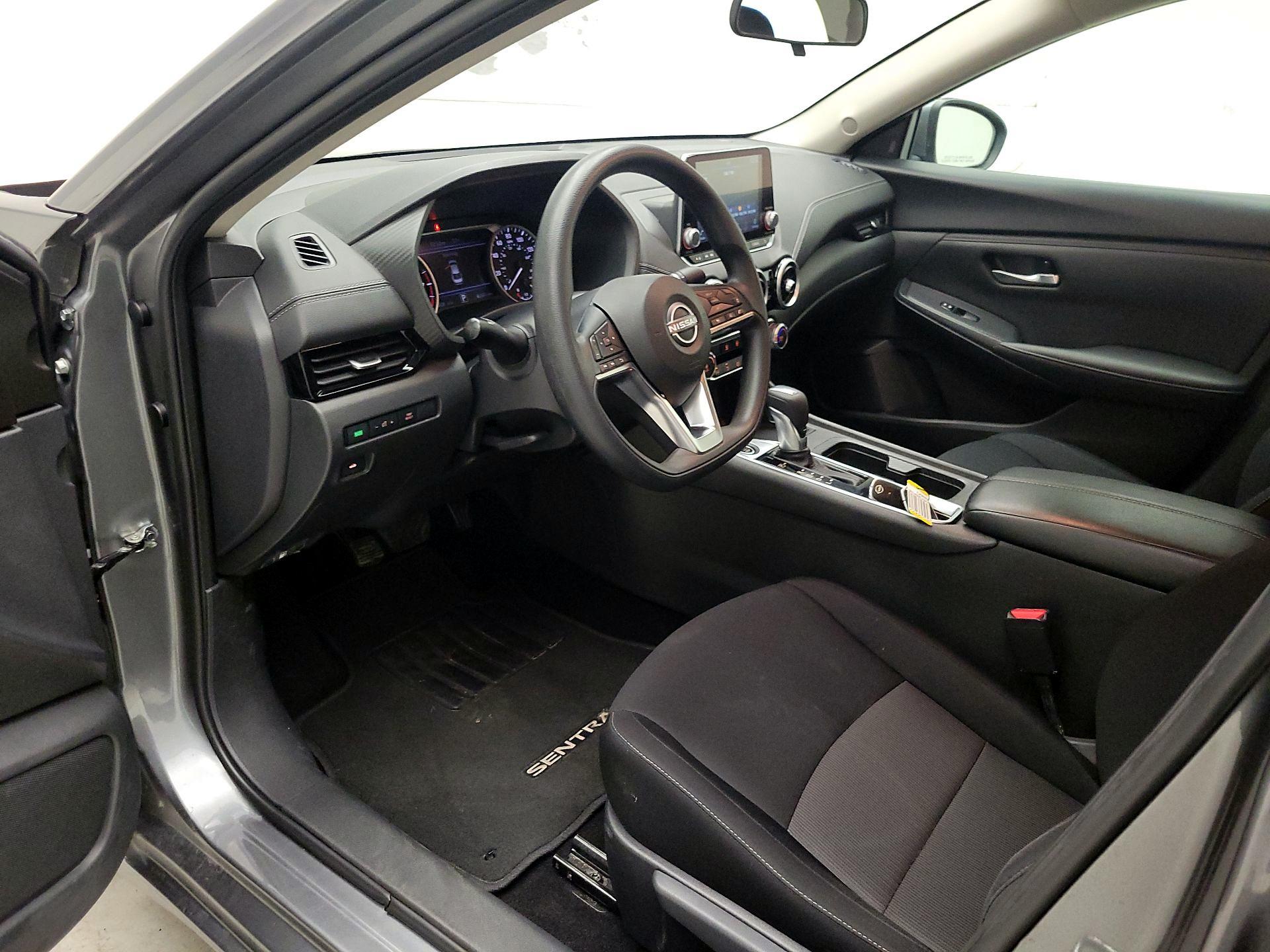 Thumbnail: 2024 Nissan Sentra - 9