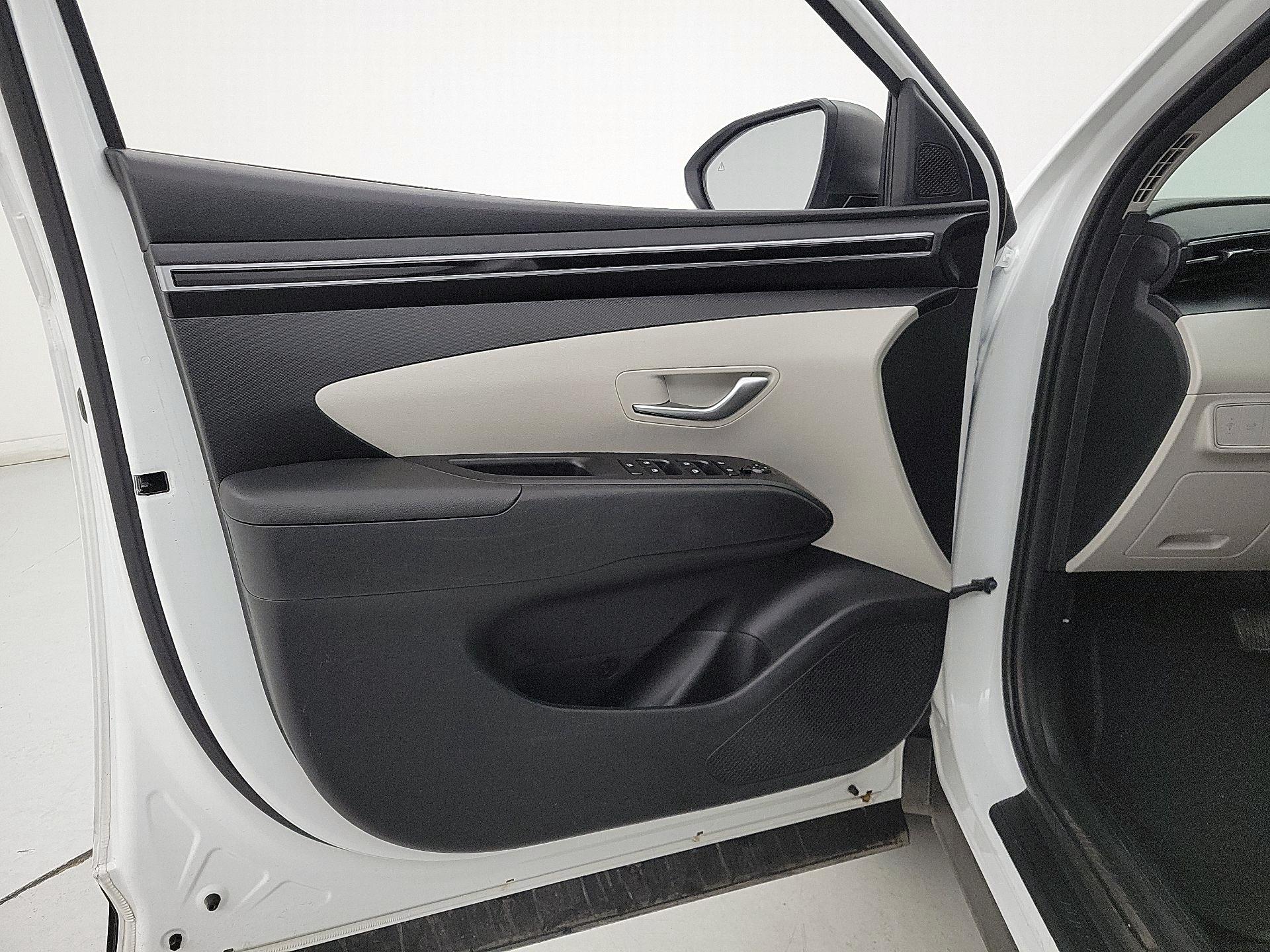 Thumbnail: 2024 Hyundai Tucson - 12