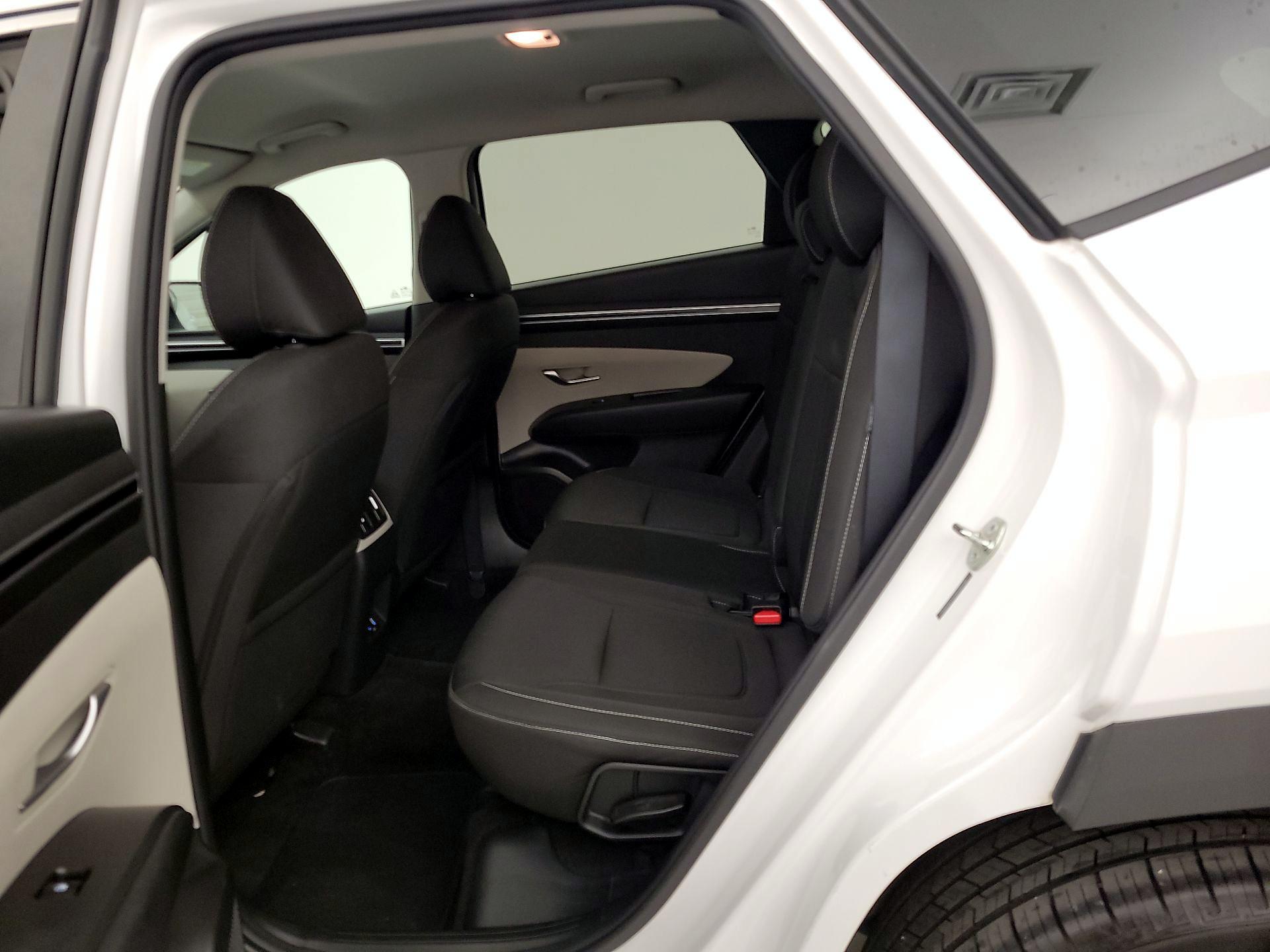 Thumbnail: 2024 Hyundai Tucson - 19