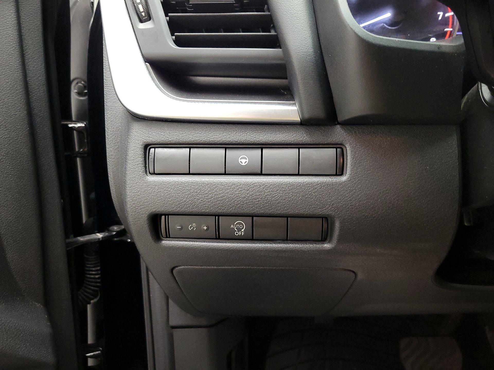 Thumbnail: 2023 Nissan Rogue - 11