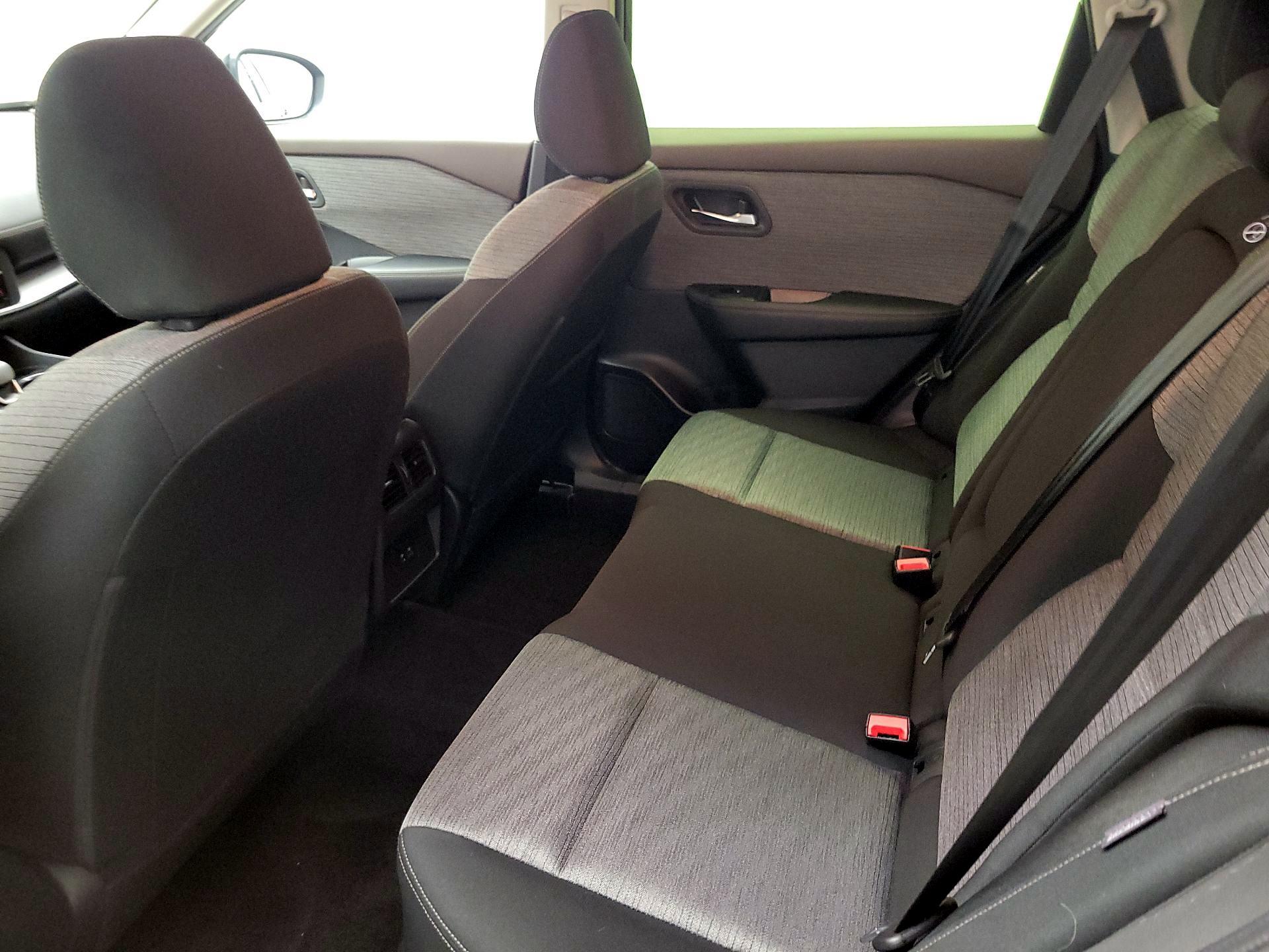 Thumbnail: 2023 Nissan Rogue - 17