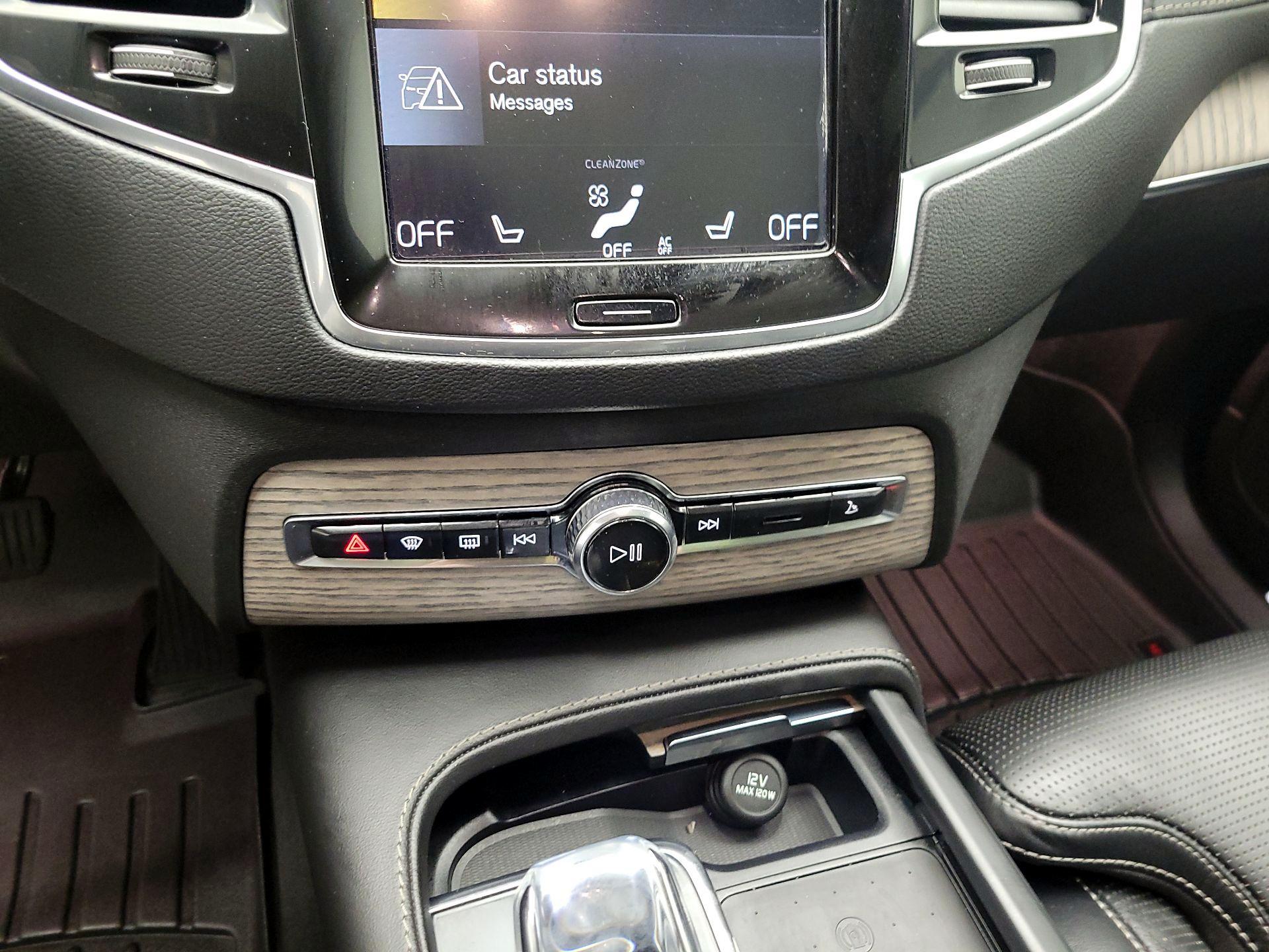 Thumbnail: 2021 Volvo XC90 - 15