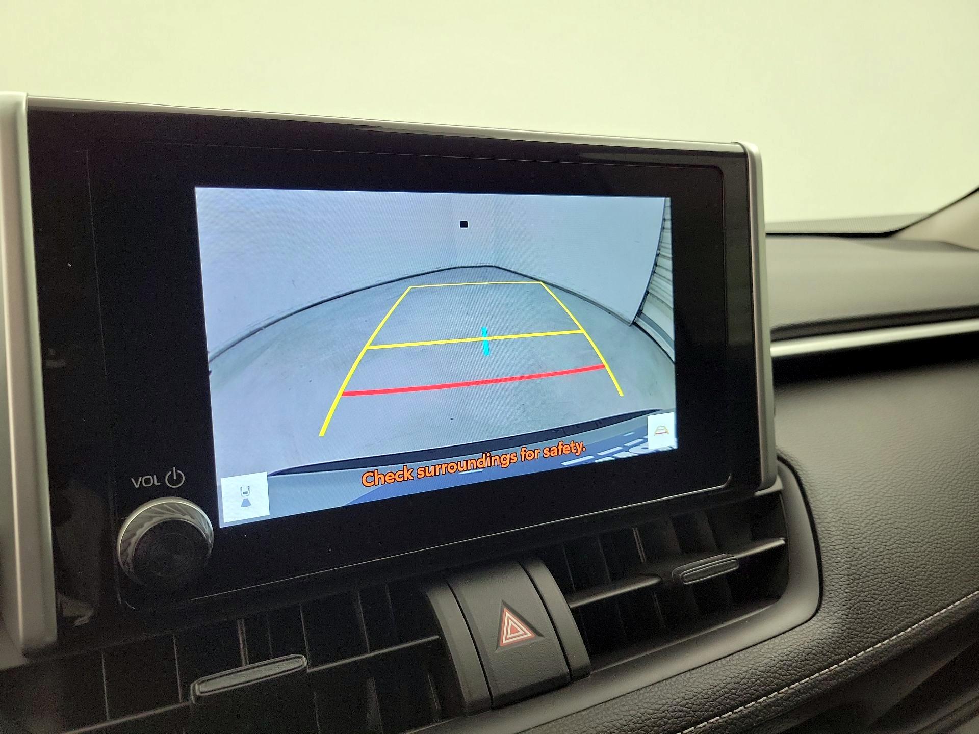 Thumbnail: 2025 Toyota RAV4 - 15