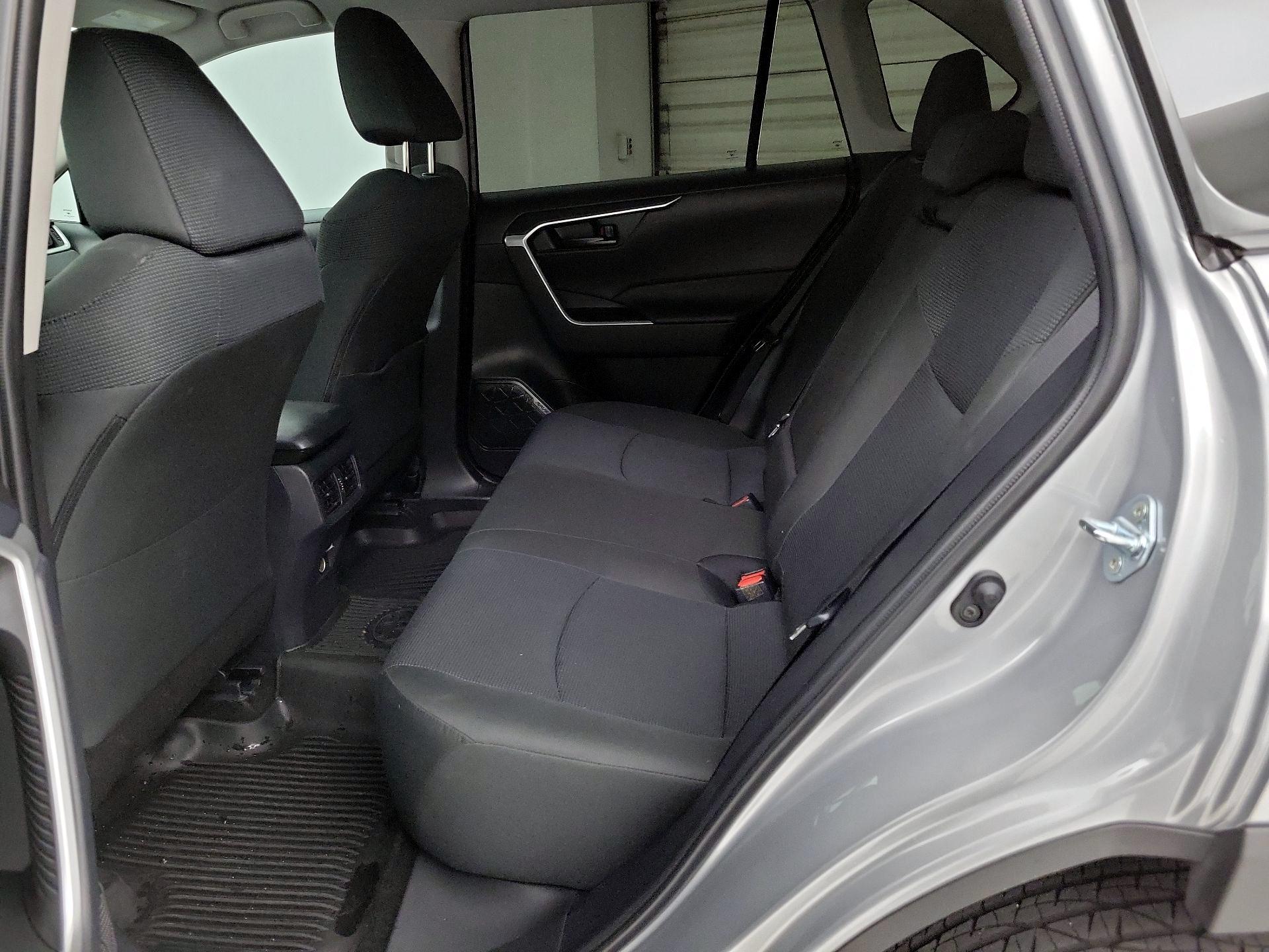 Thumbnail: 2025 Toyota RAV4 - 20