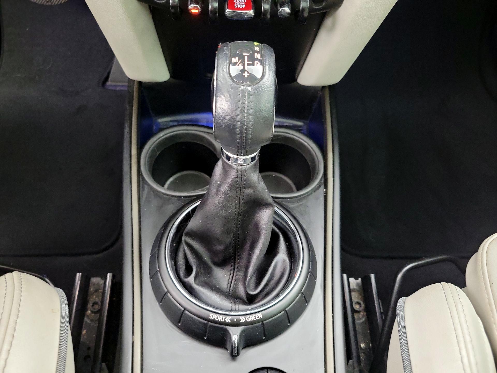 Thumbnail: 2017 MINI Cooper Countryman - 17