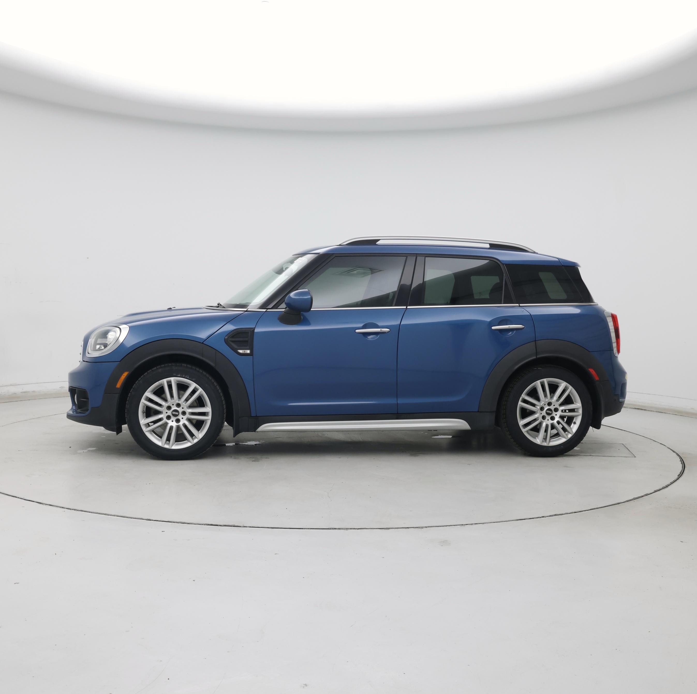 Thumbnail: 2017 MINI Cooper Countryman - 3