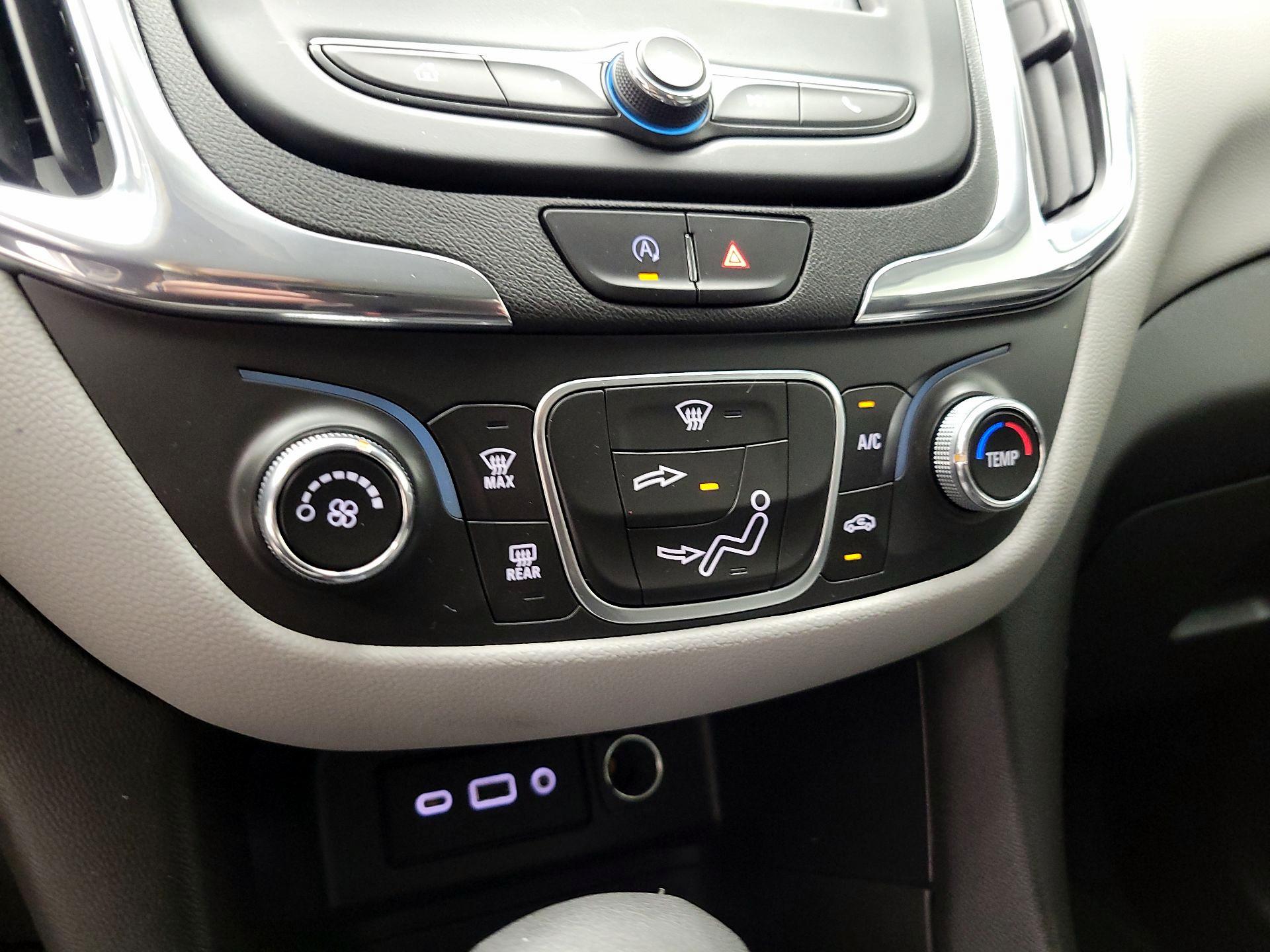 Thumbnail: 2023 Chevrolet Equinox - 17