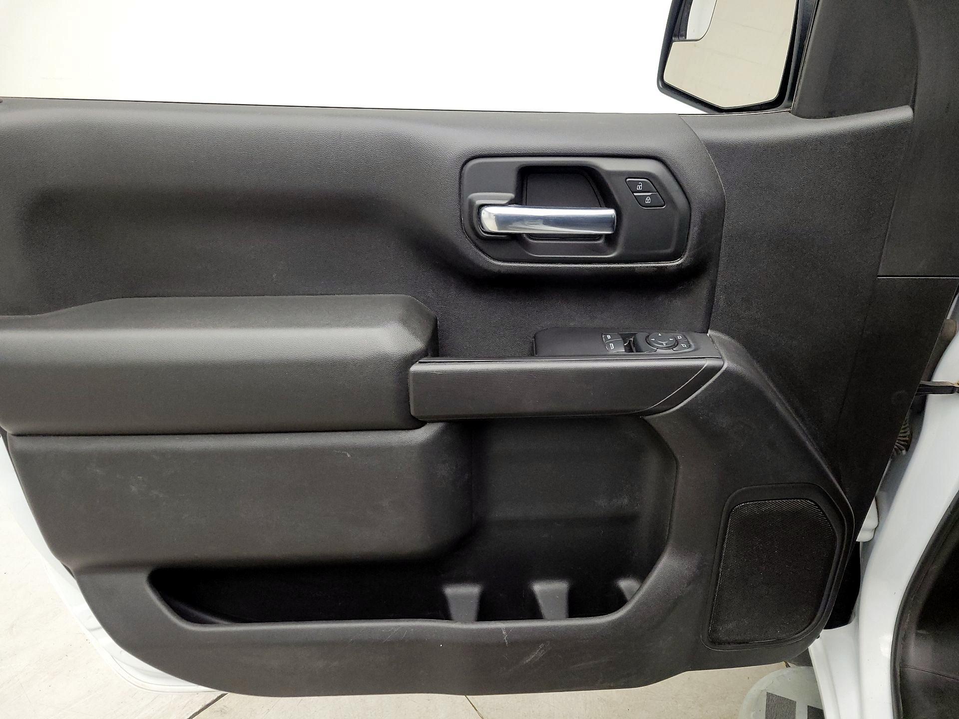 Thumbnail: 2023 Chevrolet Silverado 1500 - 12