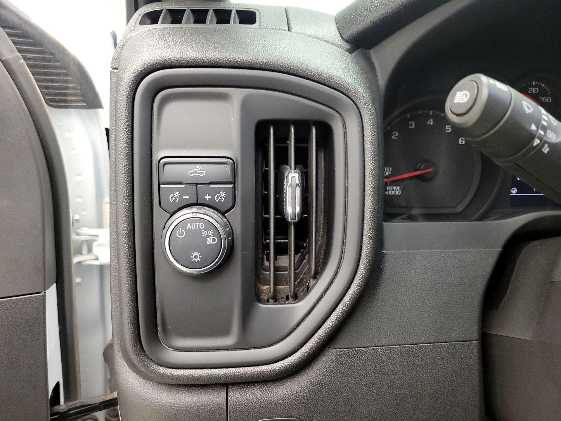 Thumbnail: 2023 Chevrolet Silverado 1500 - 13