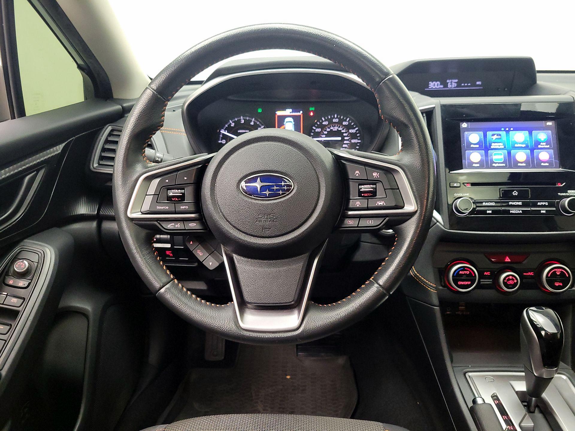 Thumbnail: 2020 Subaru Crosstrek - 10