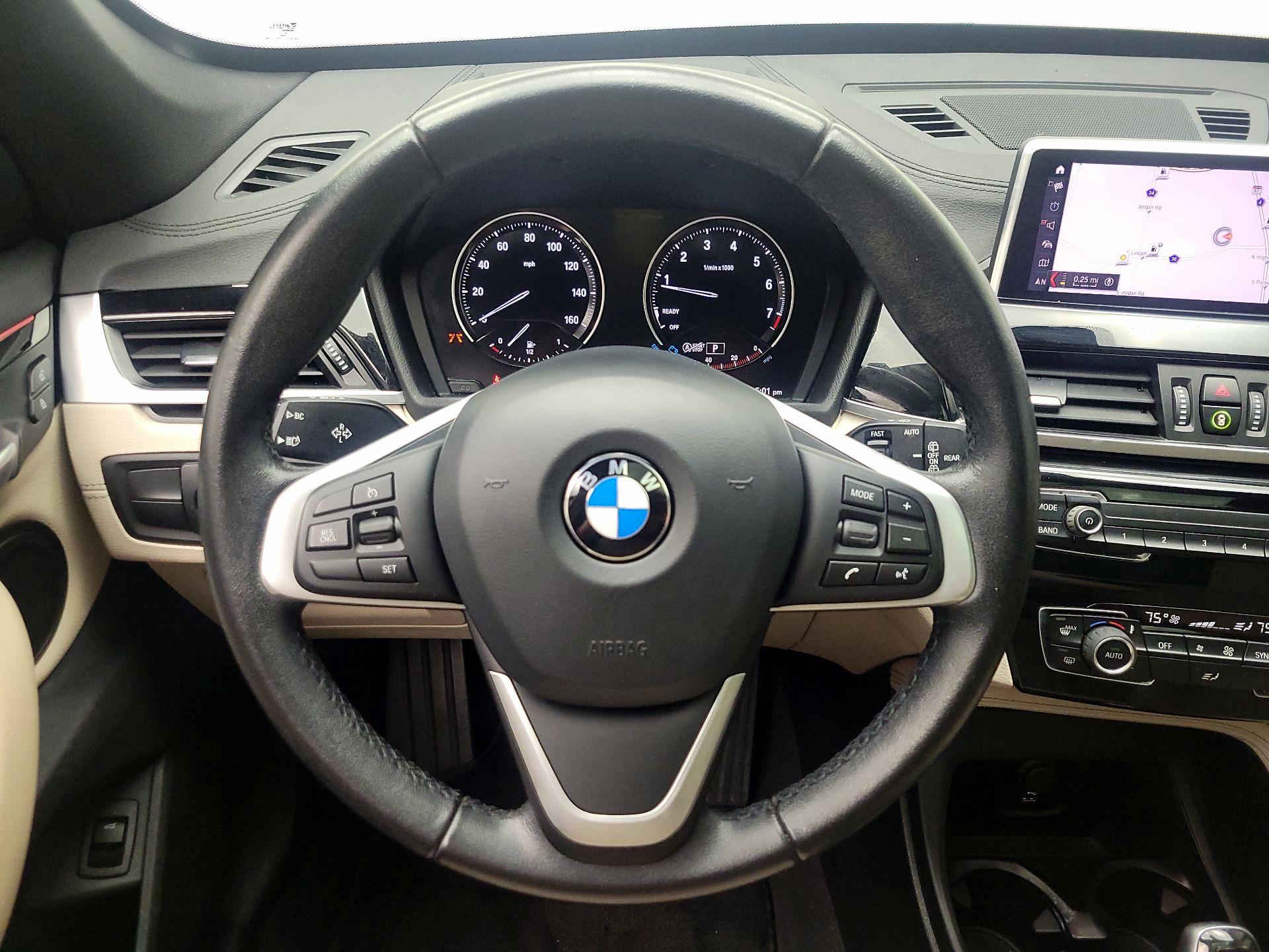 Thumbnail: 2021 BMW X1 - 10