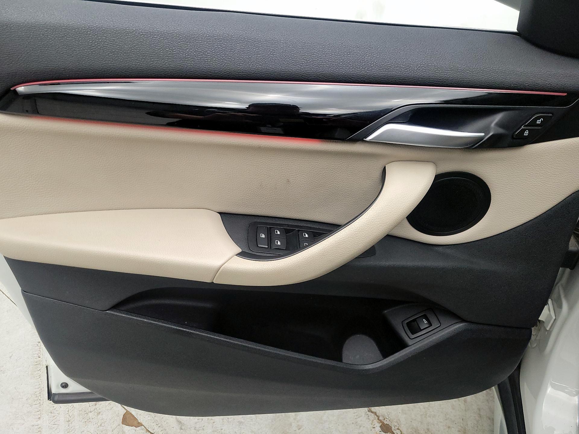 Thumbnail: 2021 BMW X1 - 12