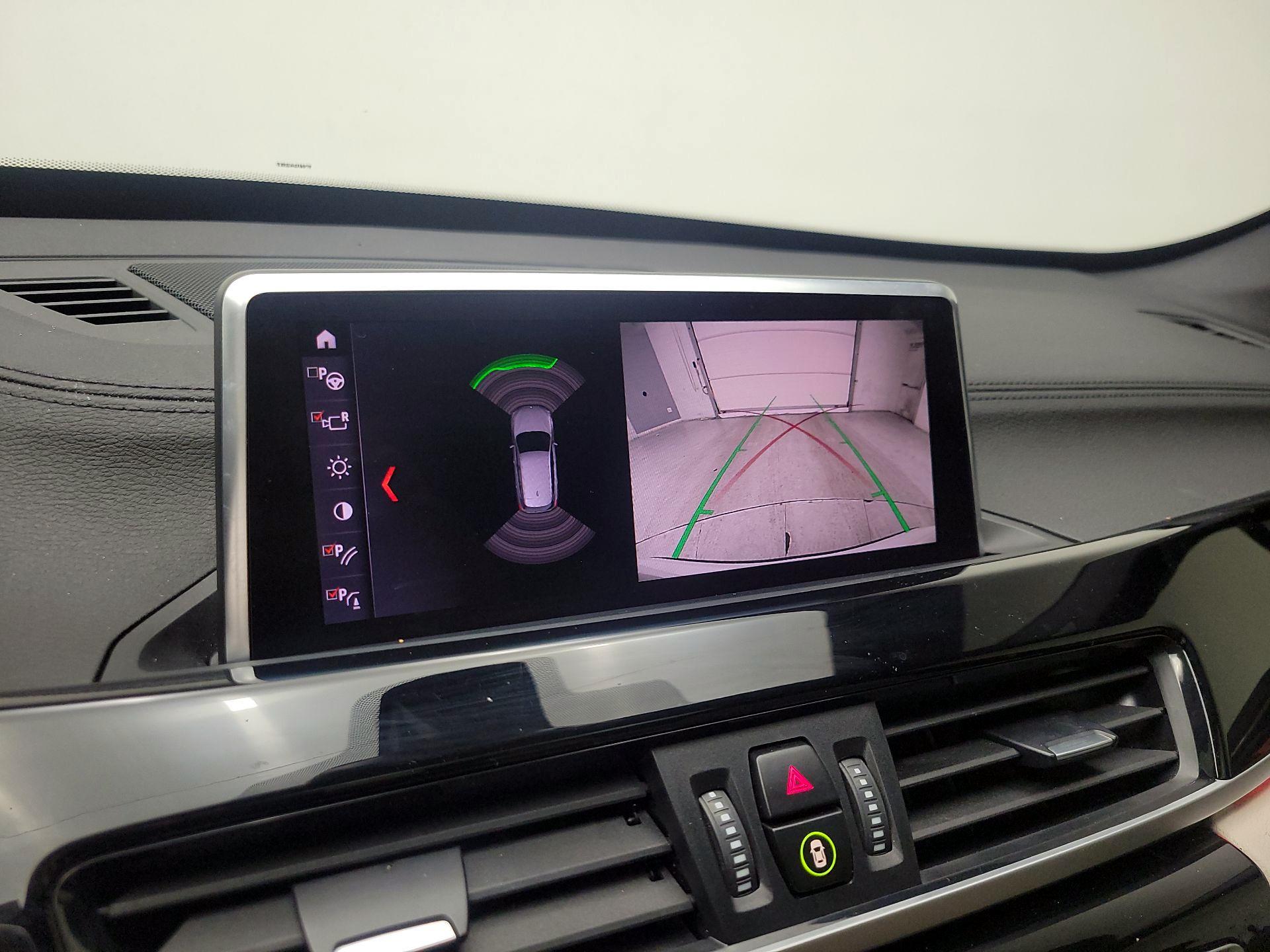 Thumbnail: 2021 BMW X1 - 15