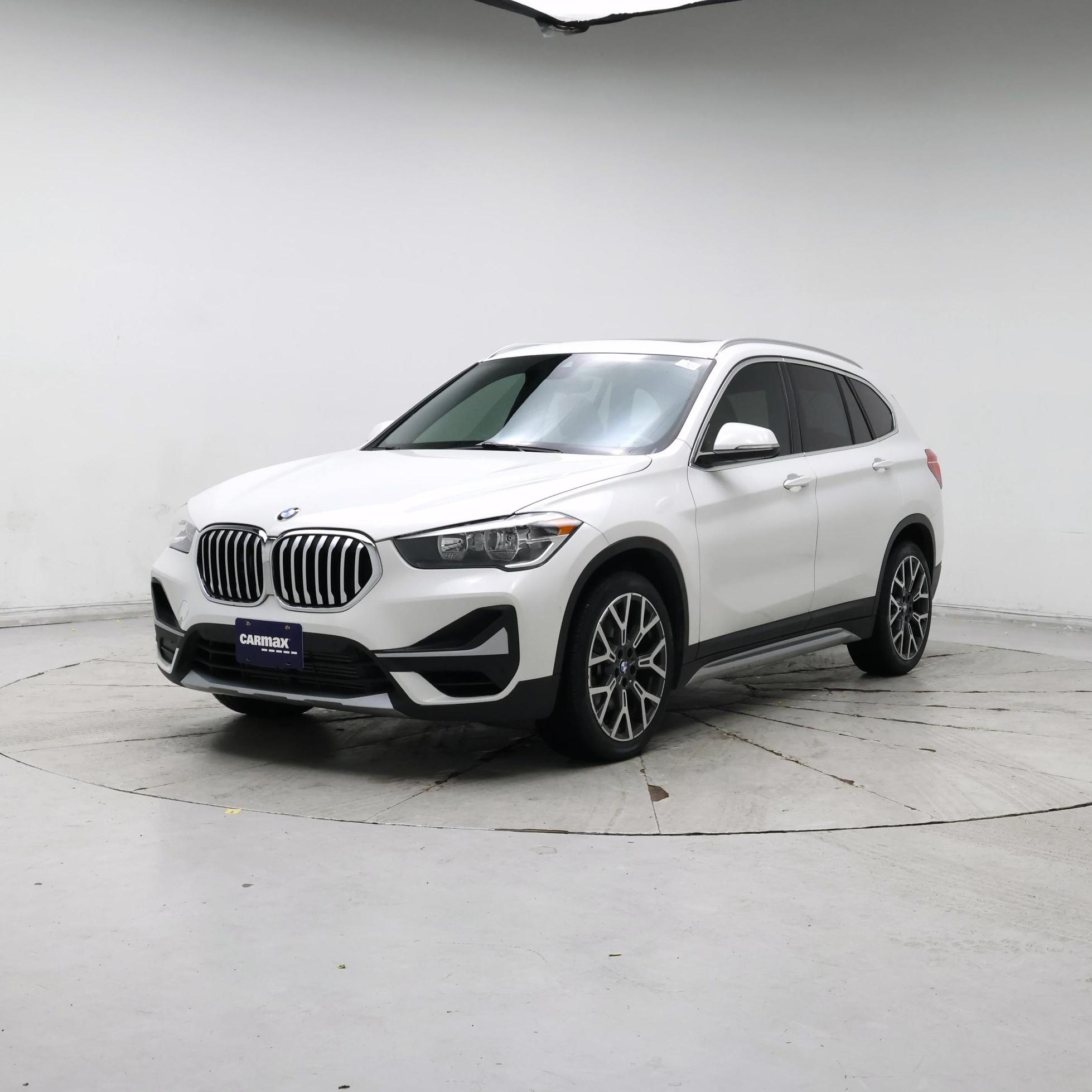 Thumbnail: 2021 BMW X1 - 4