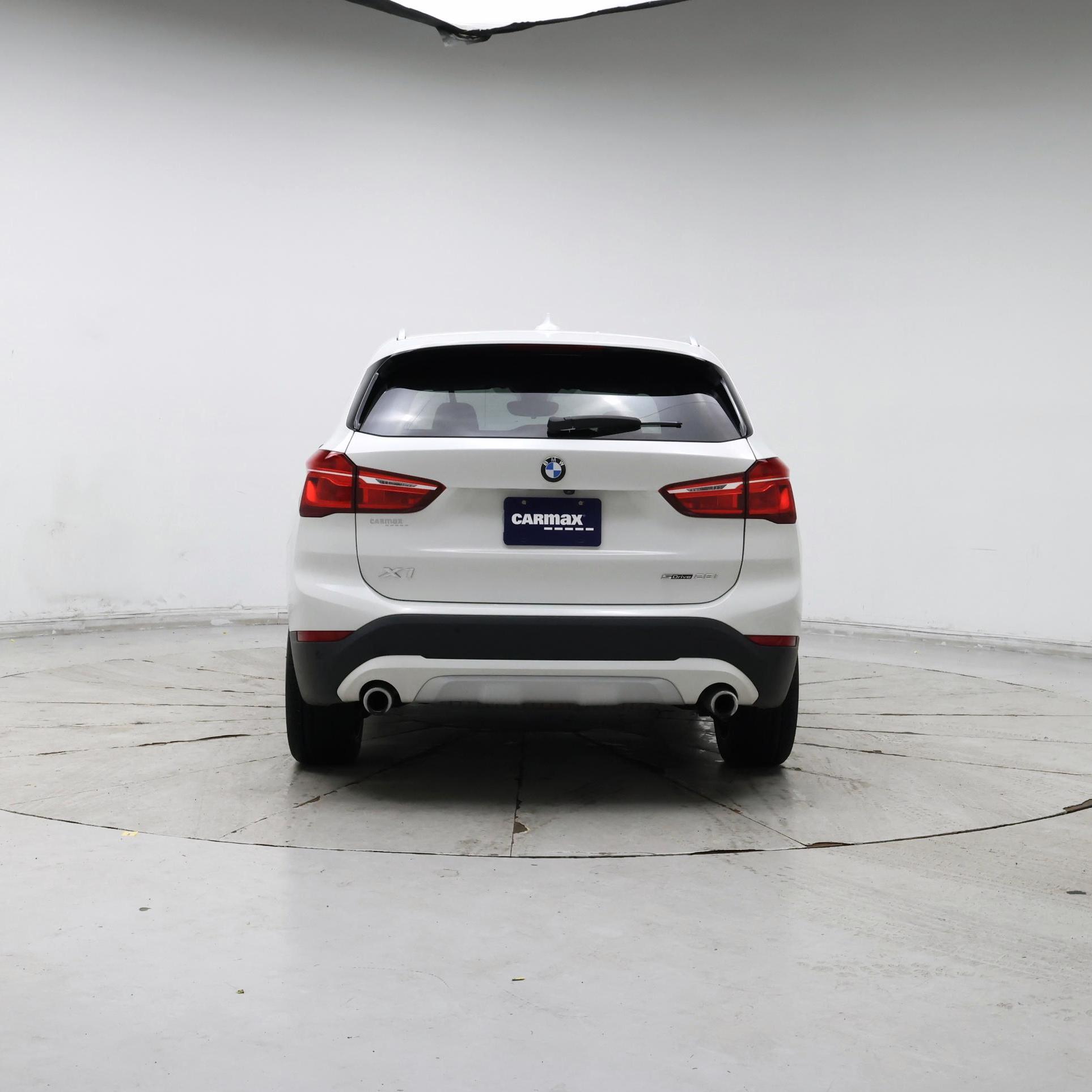 Thumbnail: 2021 BMW X1 - 6