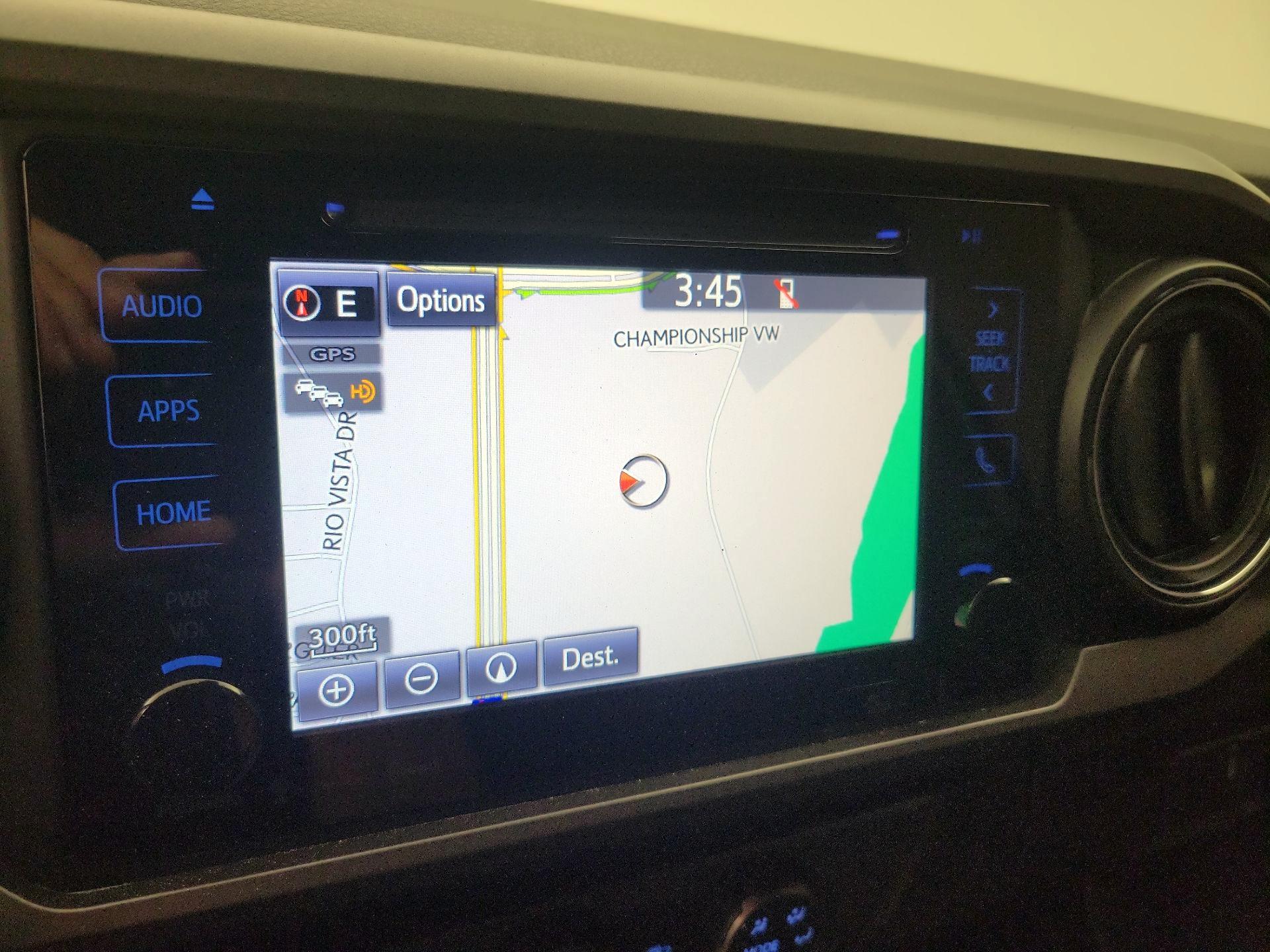 Thumbnail: 2018 Toyota Tacoma - 14