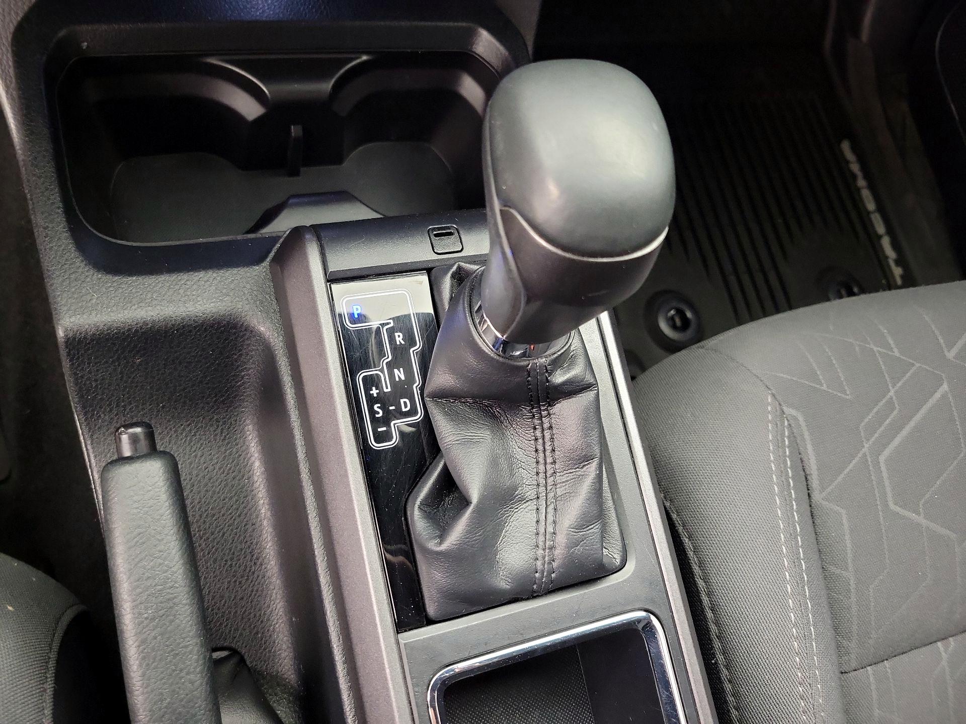 Thumbnail: 2018 Toyota Tacoma - 18