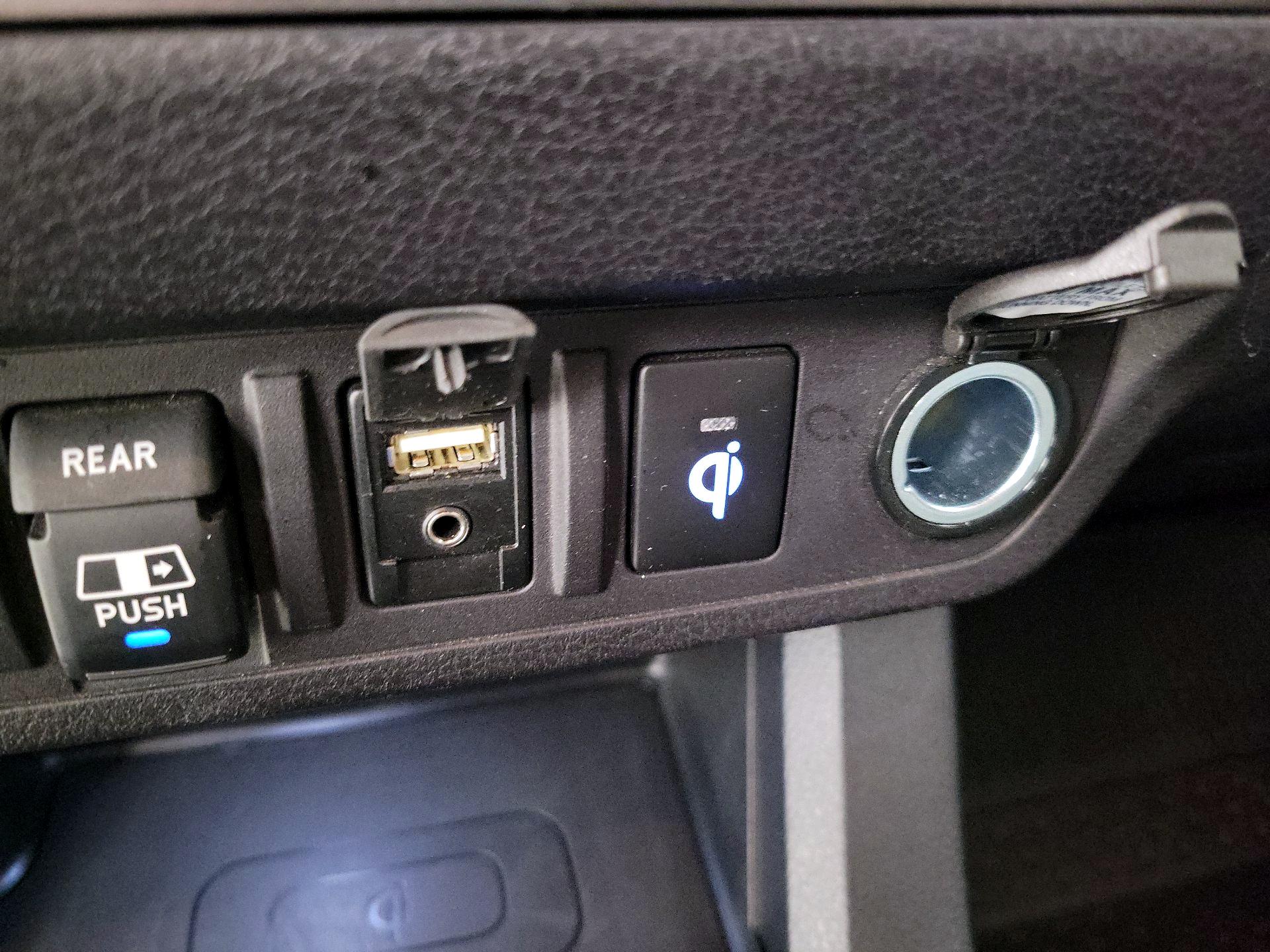 Thumbnail: 2018 Toyota Tacoma - 19