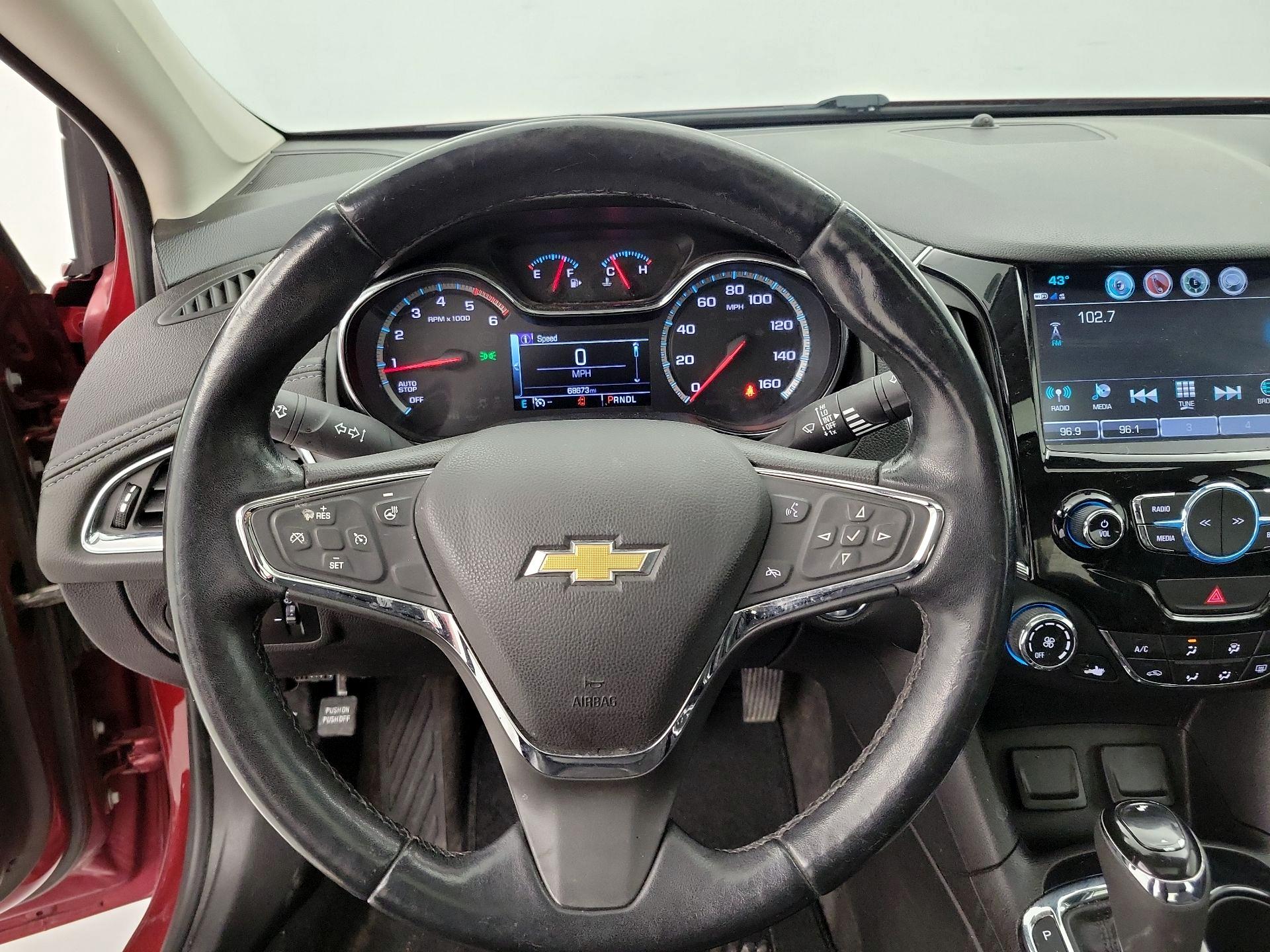 Thumbnail: 2018 Chevrolet Cruze - 10
