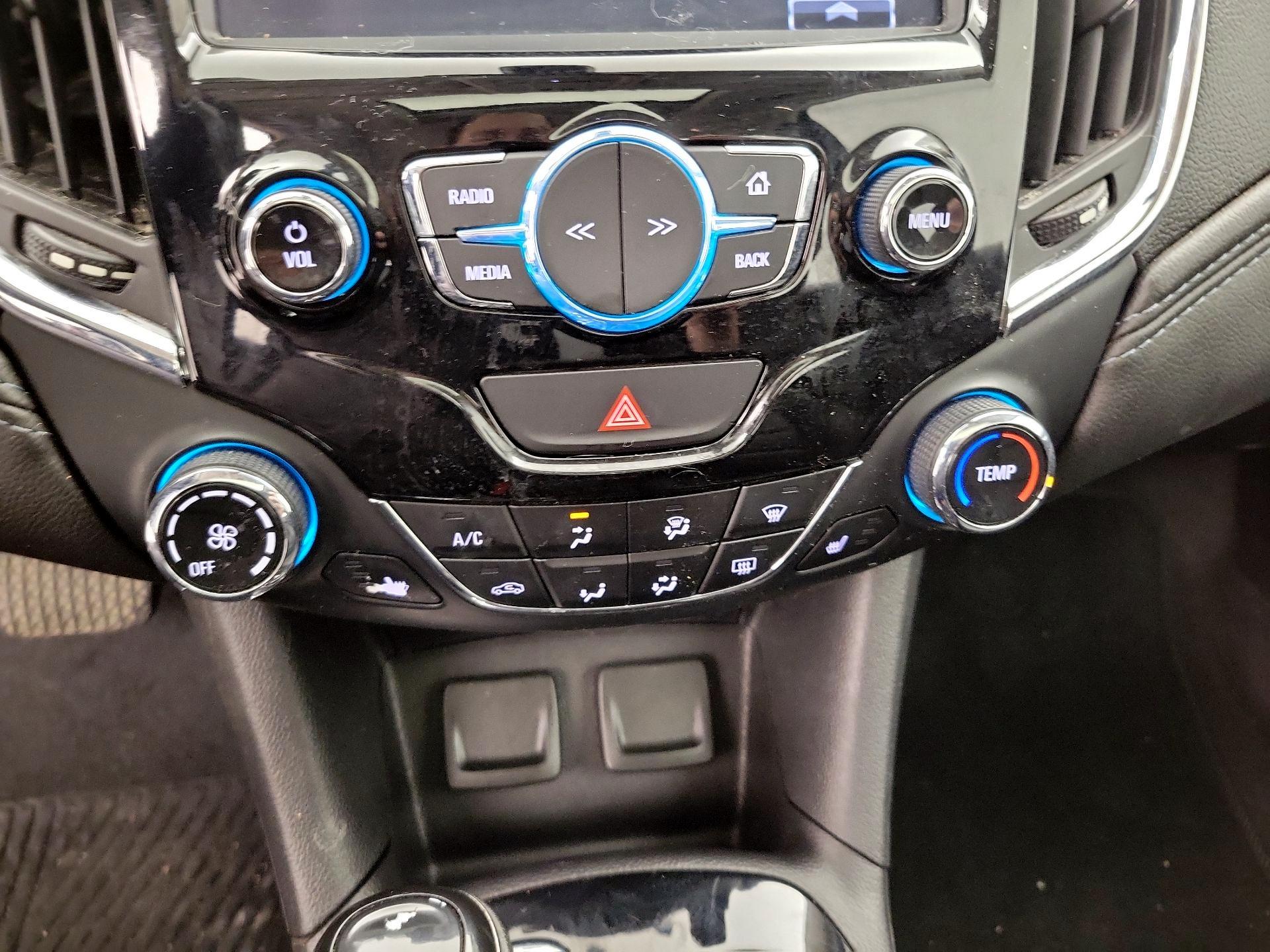 Thumbnail: 2018 Chevrolet Cruze - 16