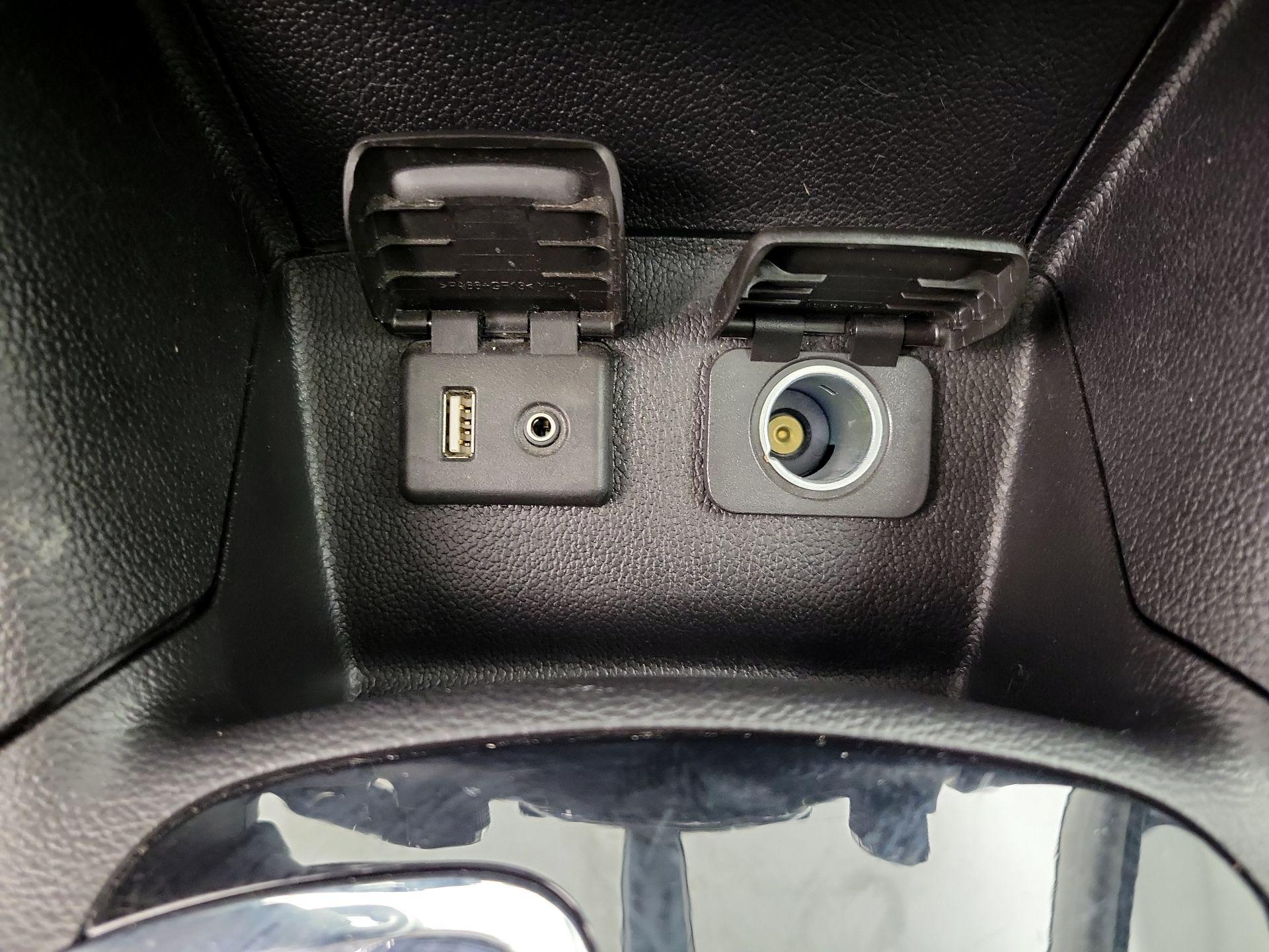 Thumbnail: 2018 Chevrolet Cruze - 18