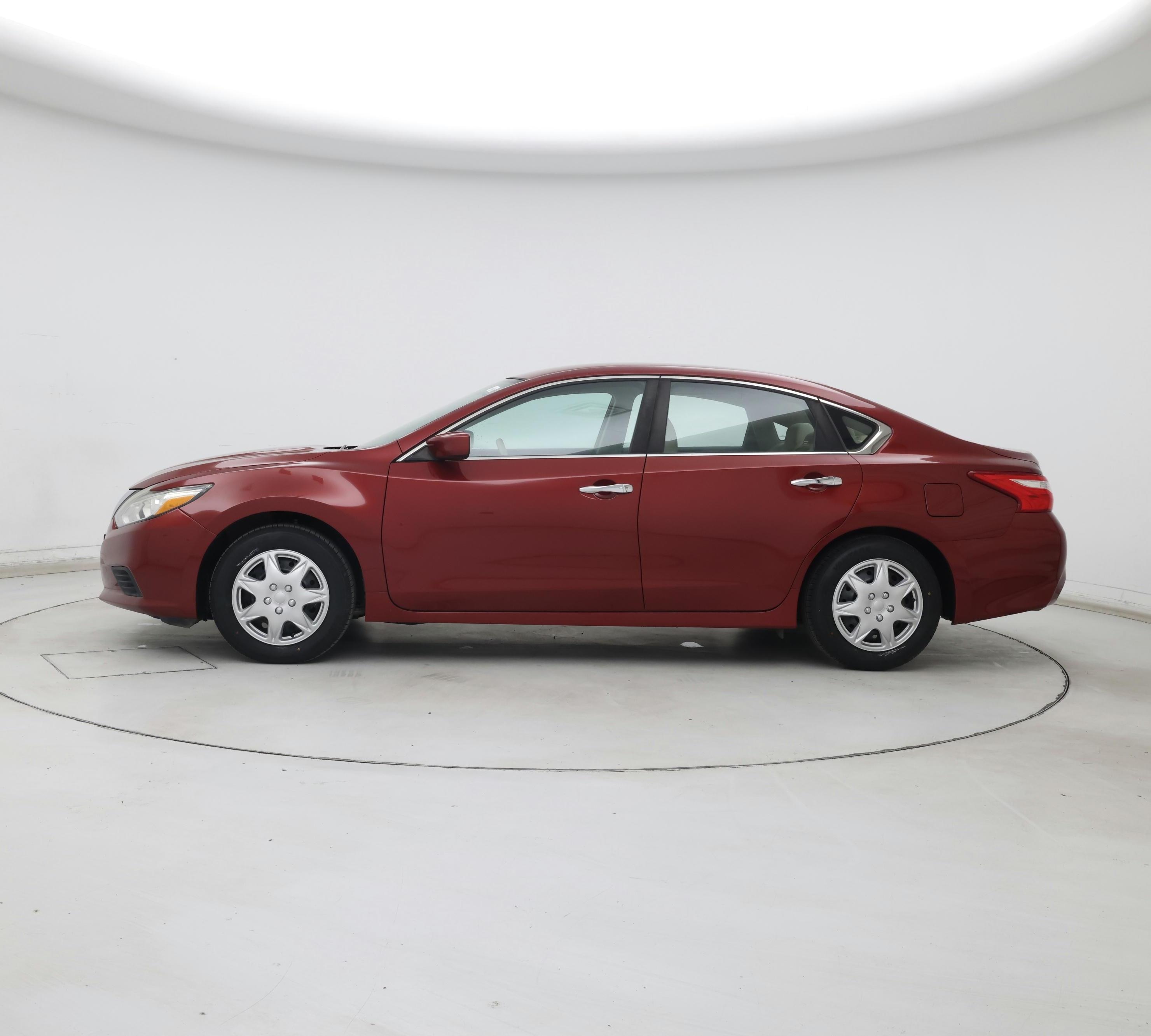 Thumbnail: 2016 Nissan Altima - 3