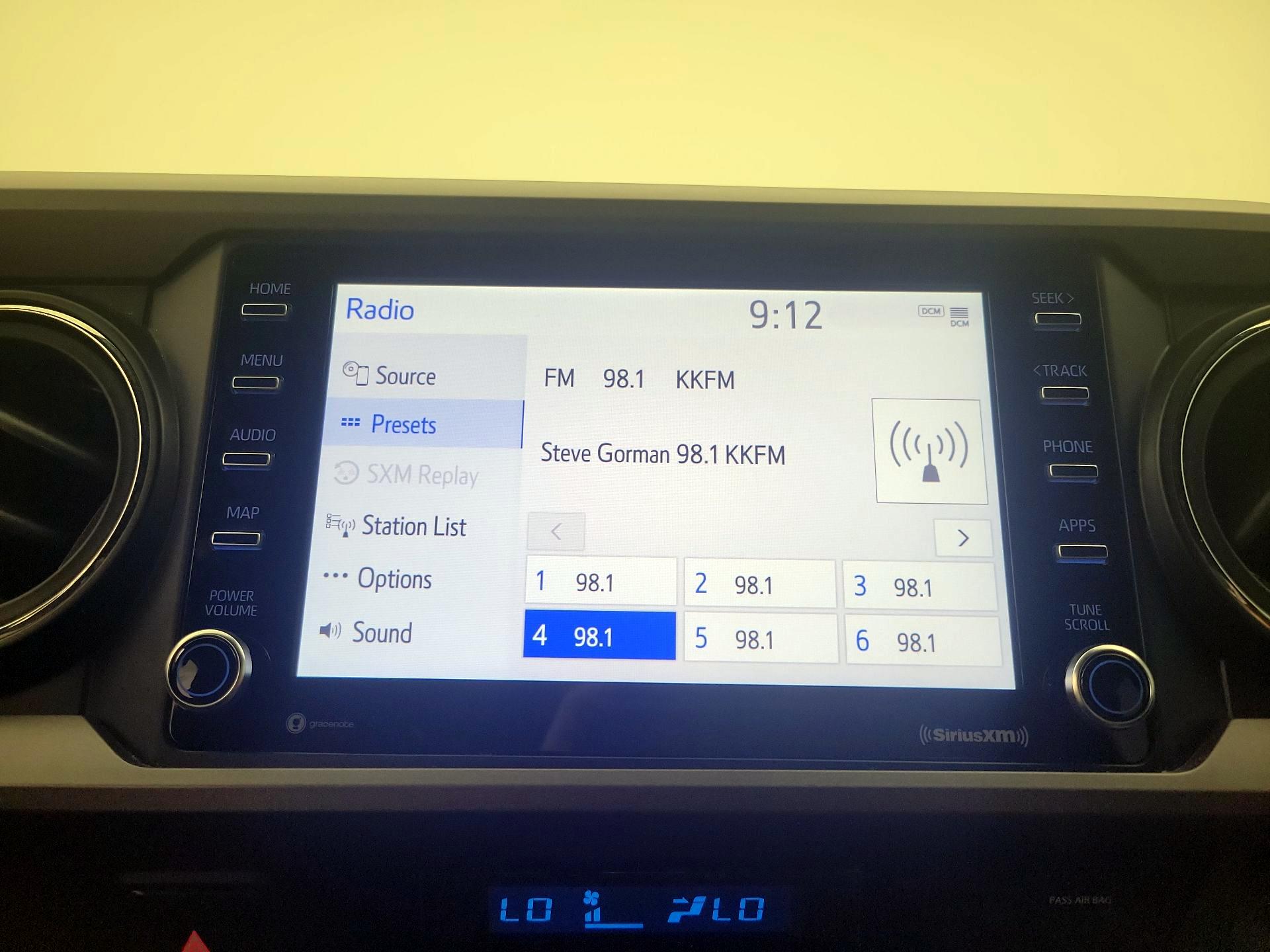 Thumbnail: 2023 Toyota Tacoma - 15