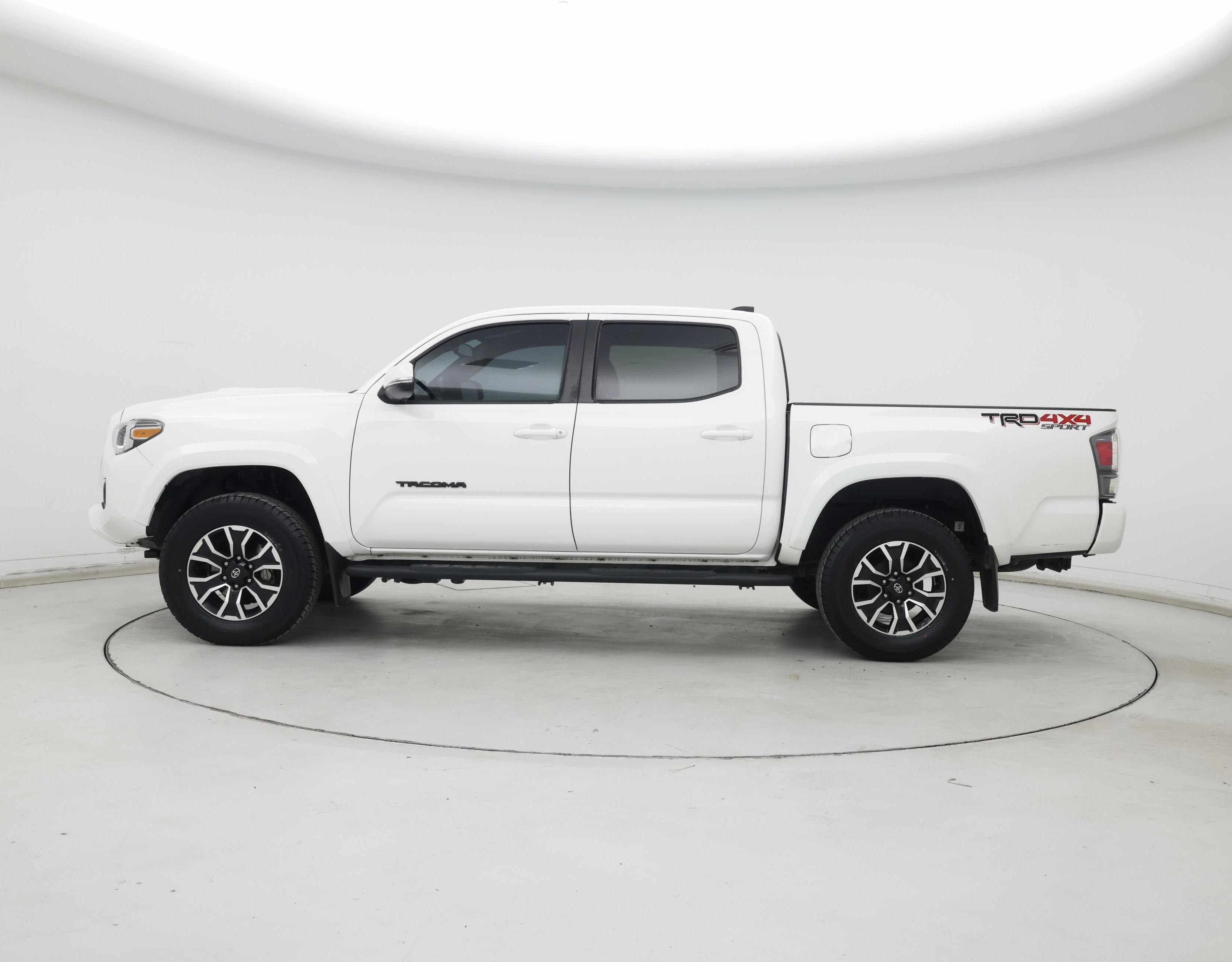 Thumbnail: 2023 Toyota Tacoma - 3