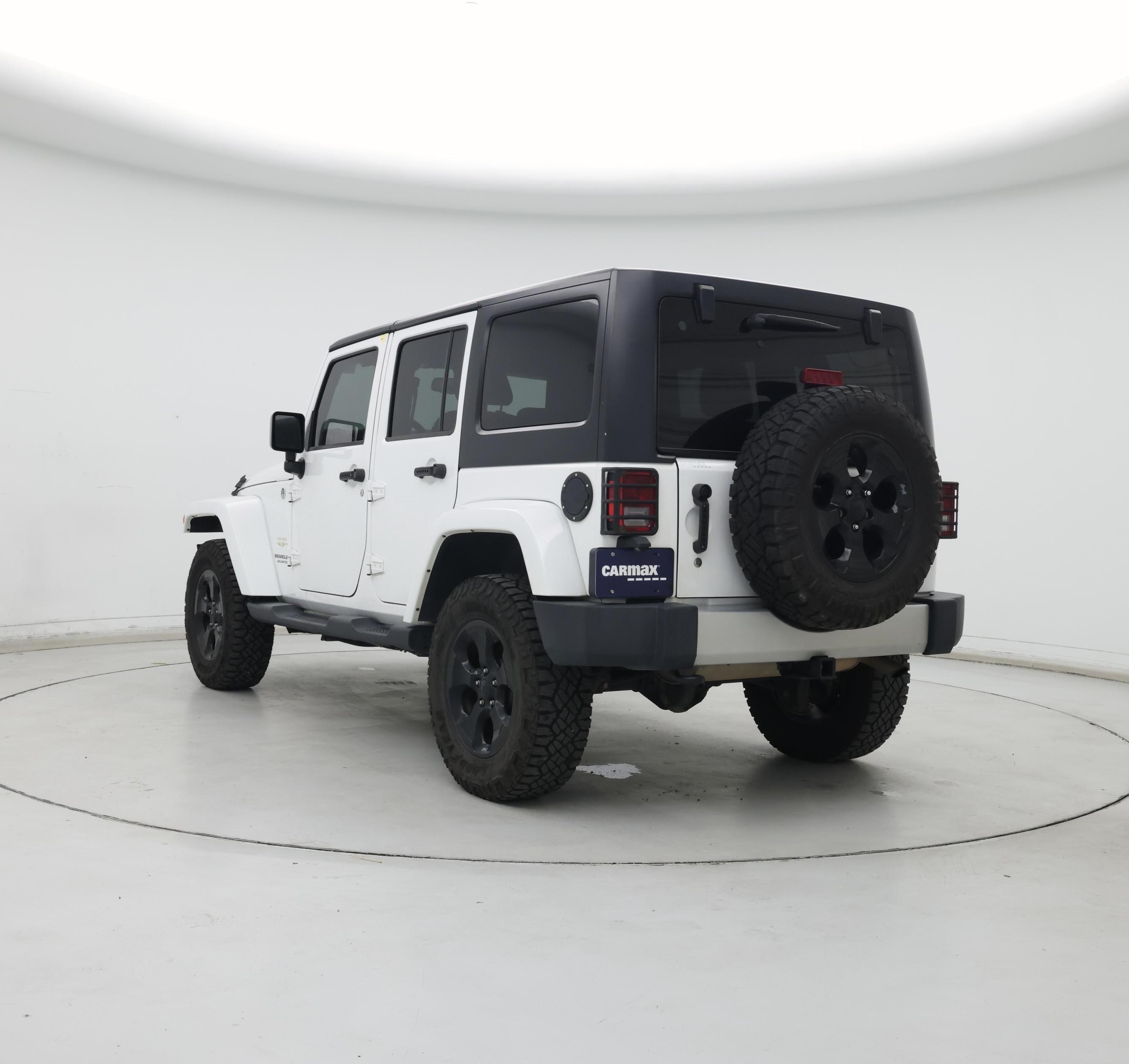 Thumbnail: 2015 Jeep Wrangler - 2