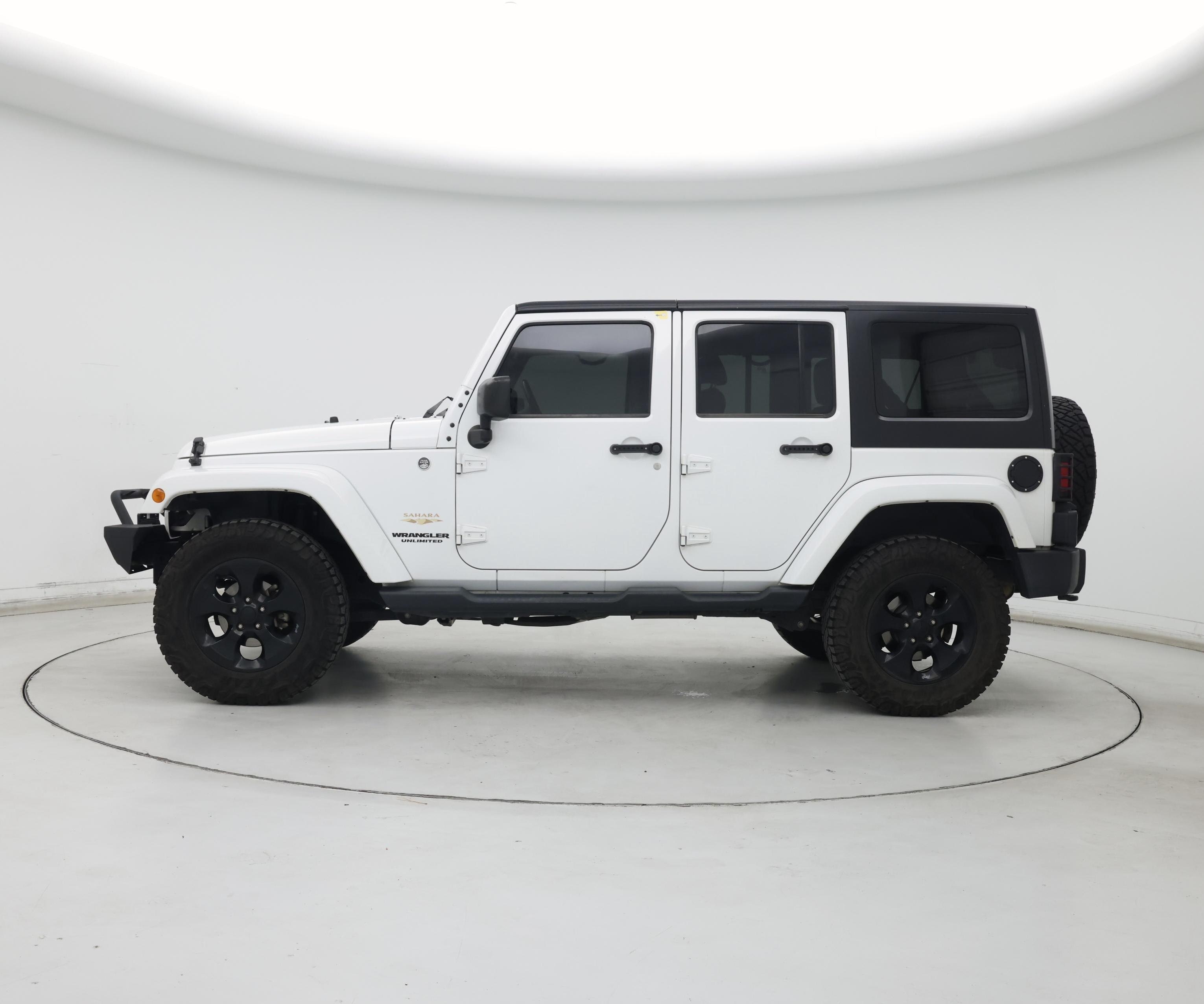 Thumbnail: 2015 Jeep Wrangler - 3