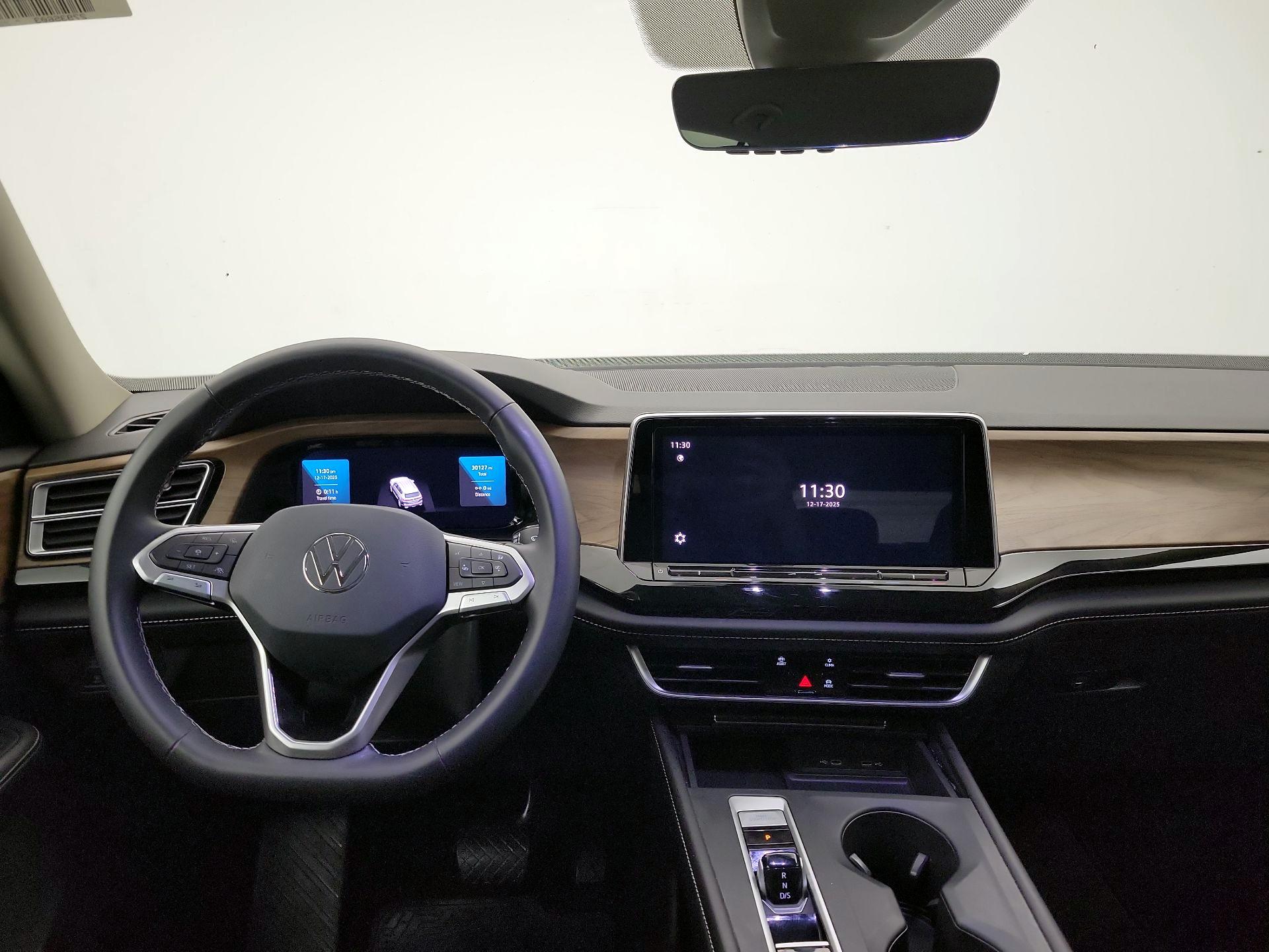 Thumbnail: 2024 Volkswagen Atlas - 9