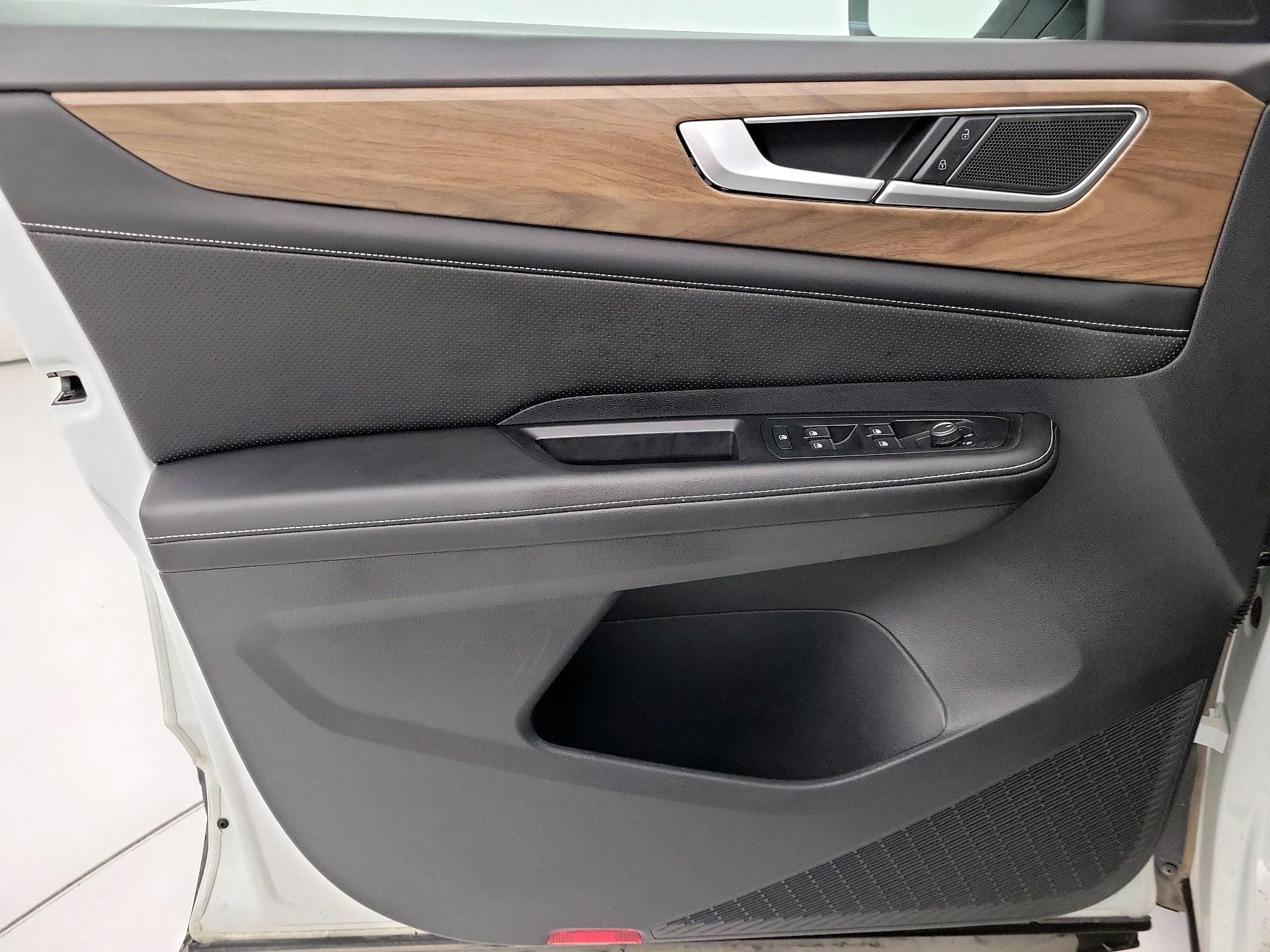 Thumbnail: 2024 Volkswagen Atlas - 12