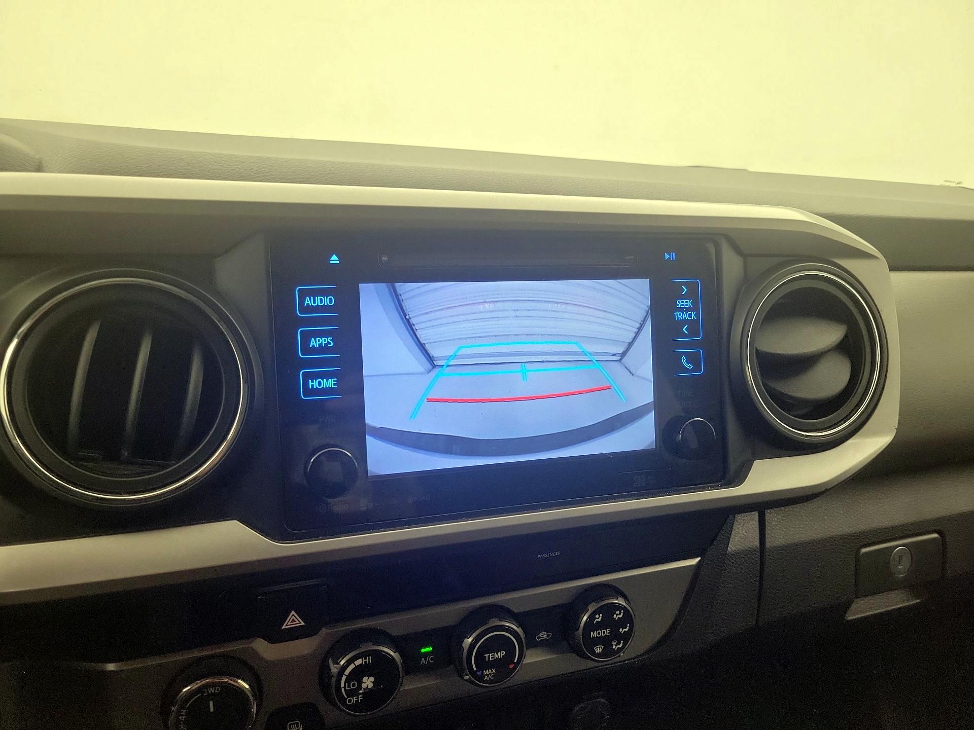 Thumbnail: 2017 Toyota Tacoma - 14