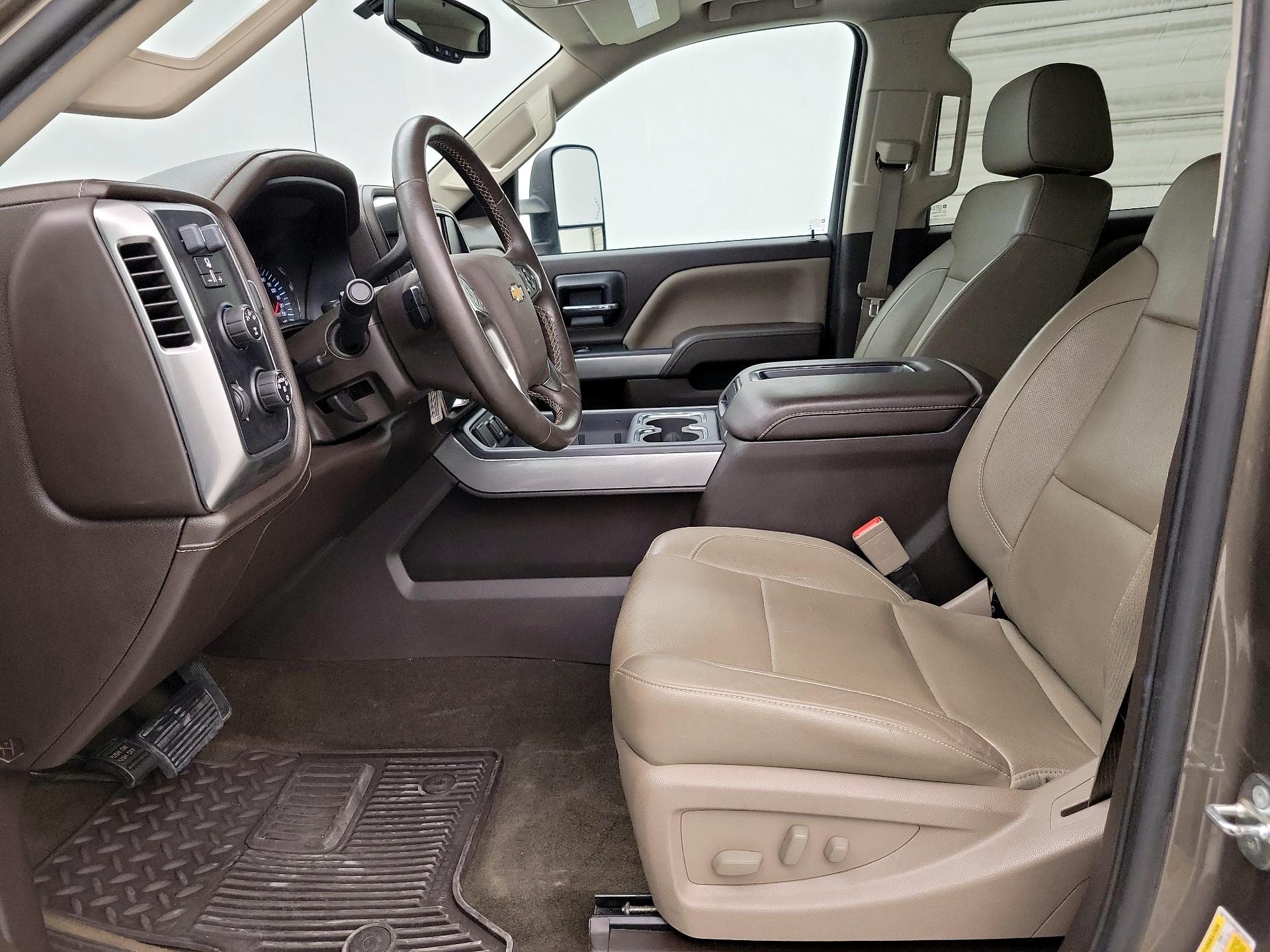 Thumbnail: 2015 Chevrolet Silverado 2500 - 11